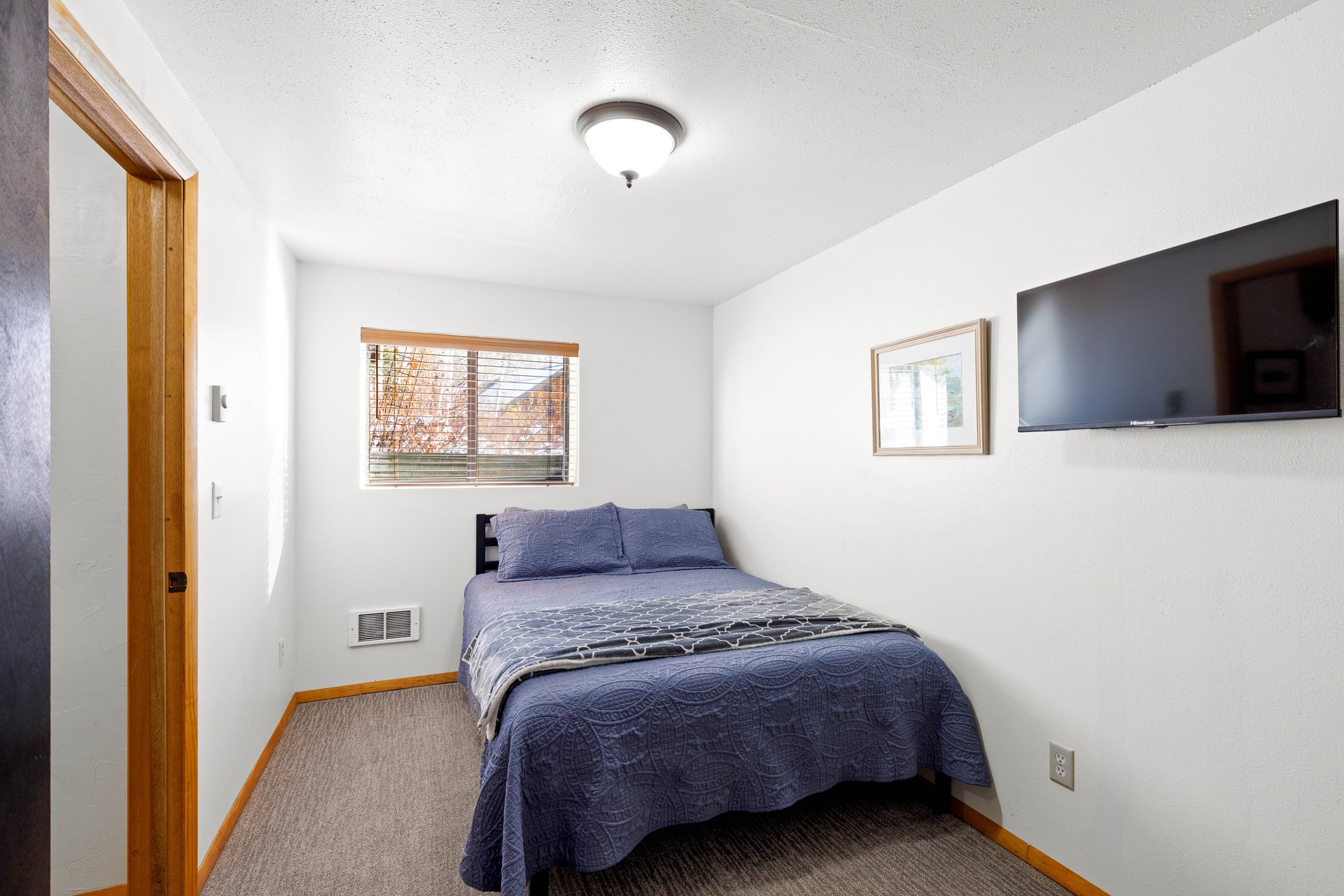 94 HILLSIDE WAY
