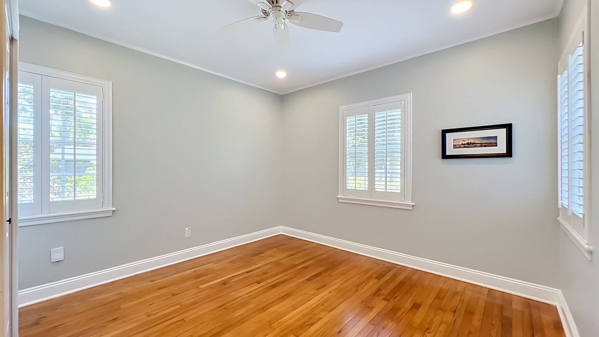 Three-Bedroom Two-Bathroom Bungalow in Orlando's Beverly Shores