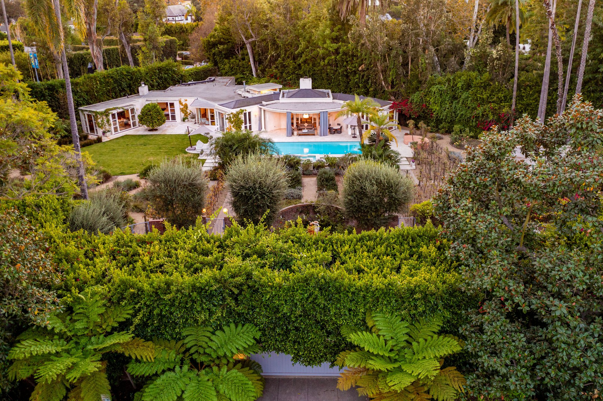 101 Bel Air Rd