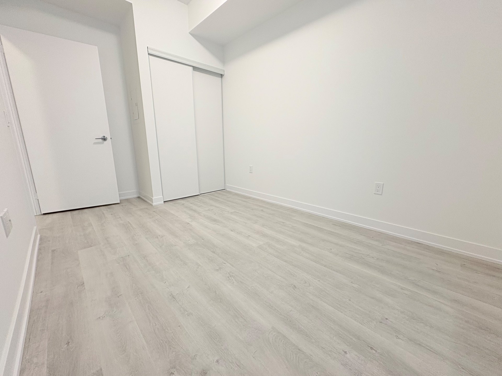 #327 - 15 Richardson Street, Toronto Unit: 327
