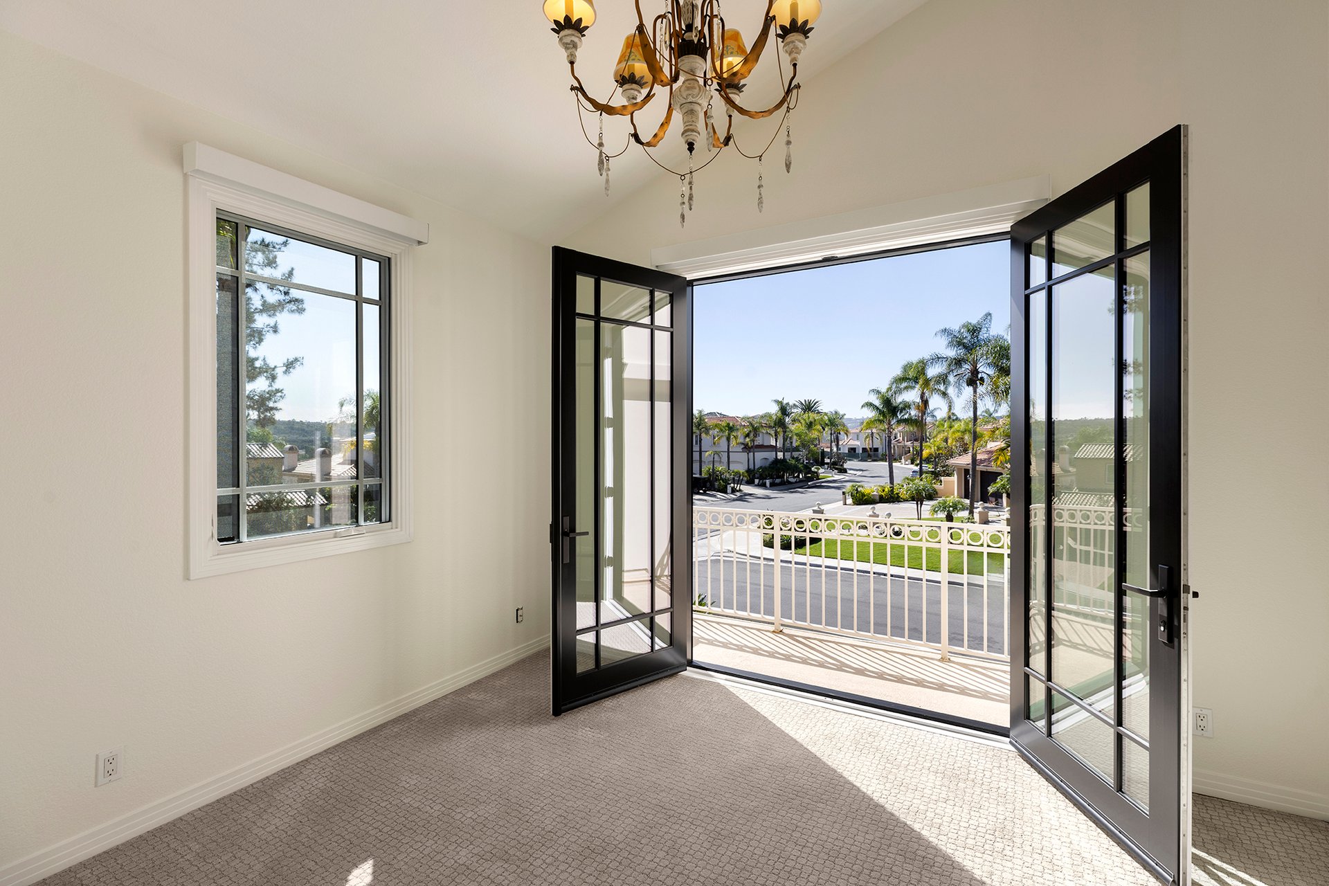 14 San Rafael Place