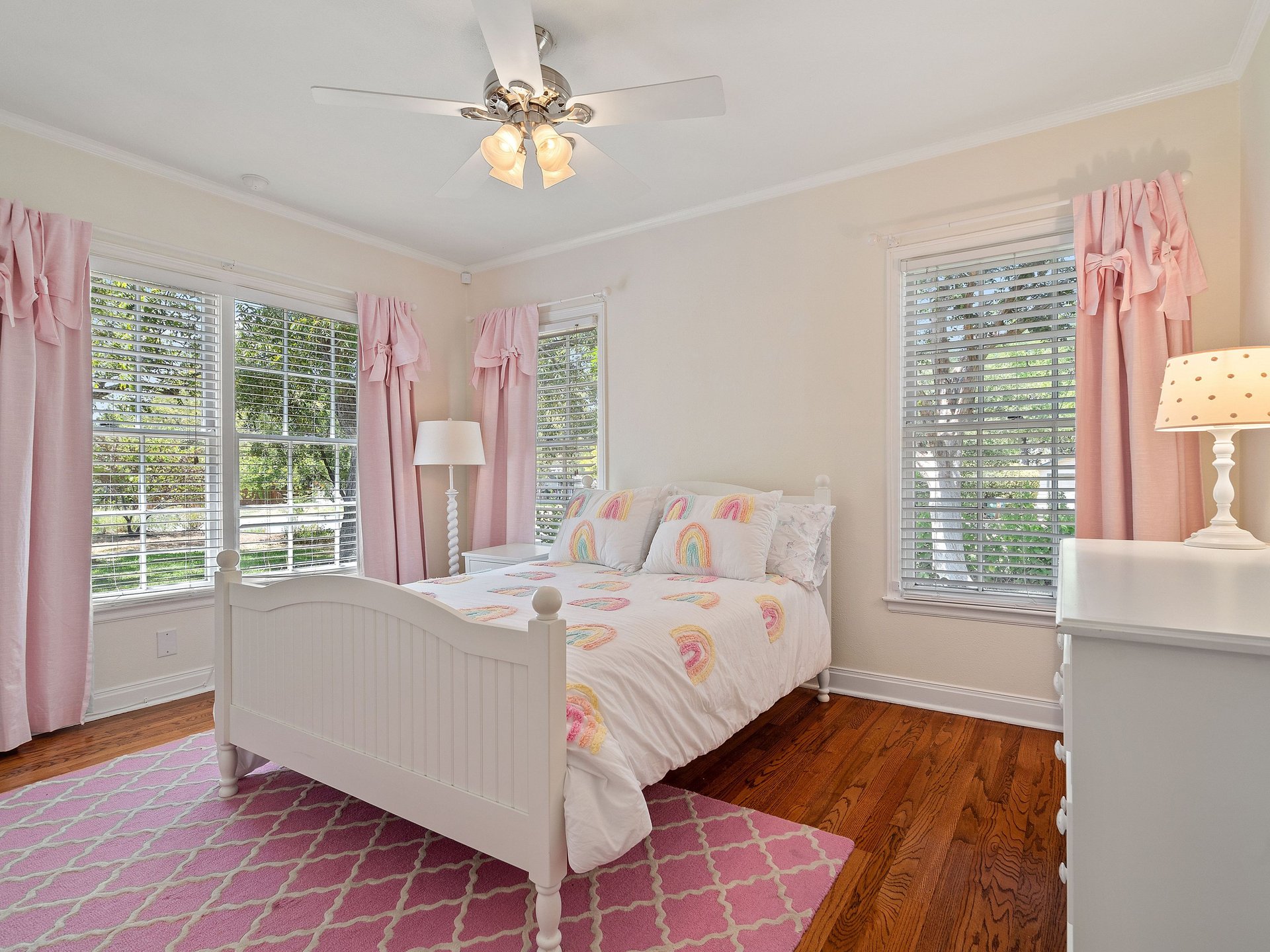 Modern Elegance in Bryker Woods