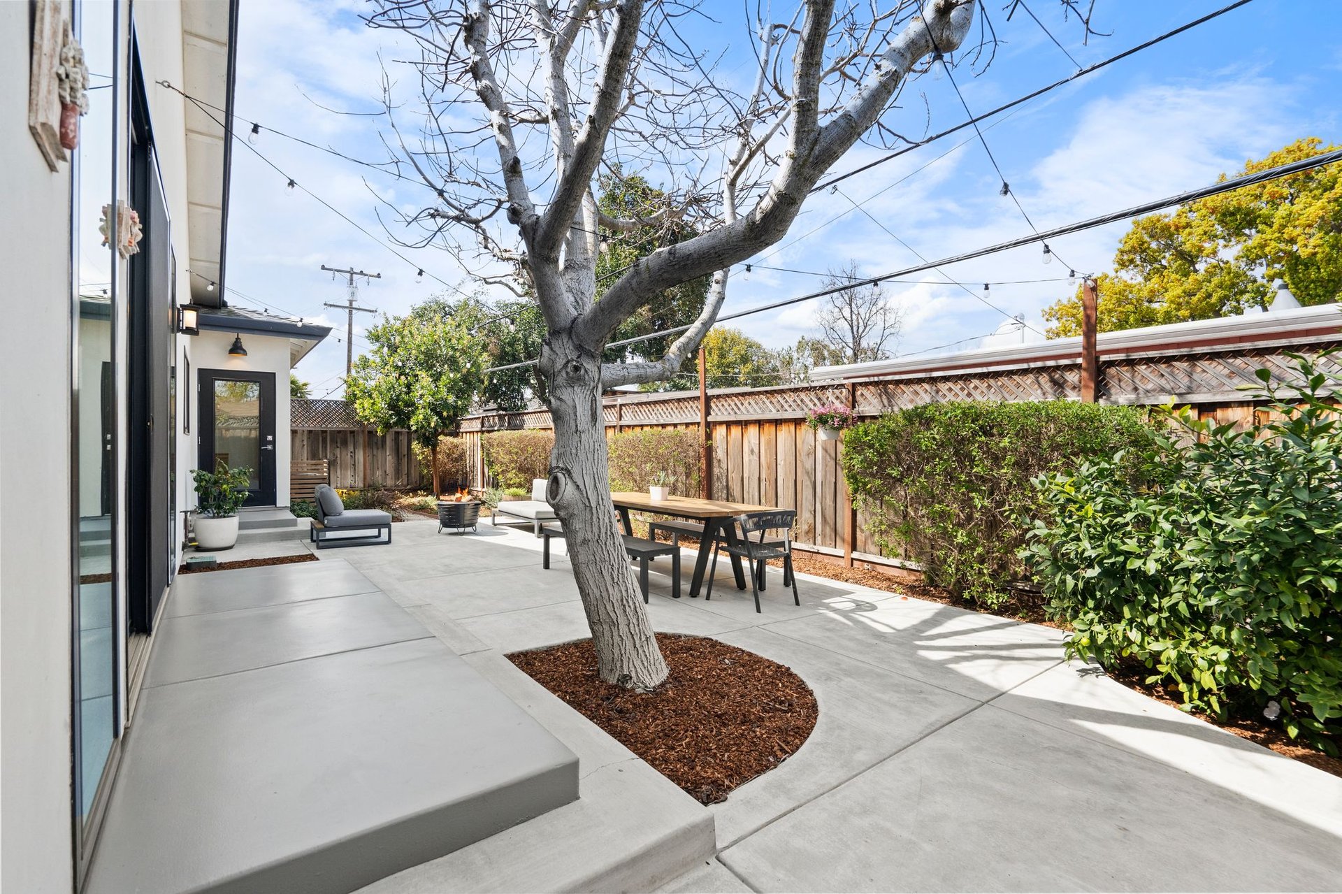 2331 Sunny Vista Dr