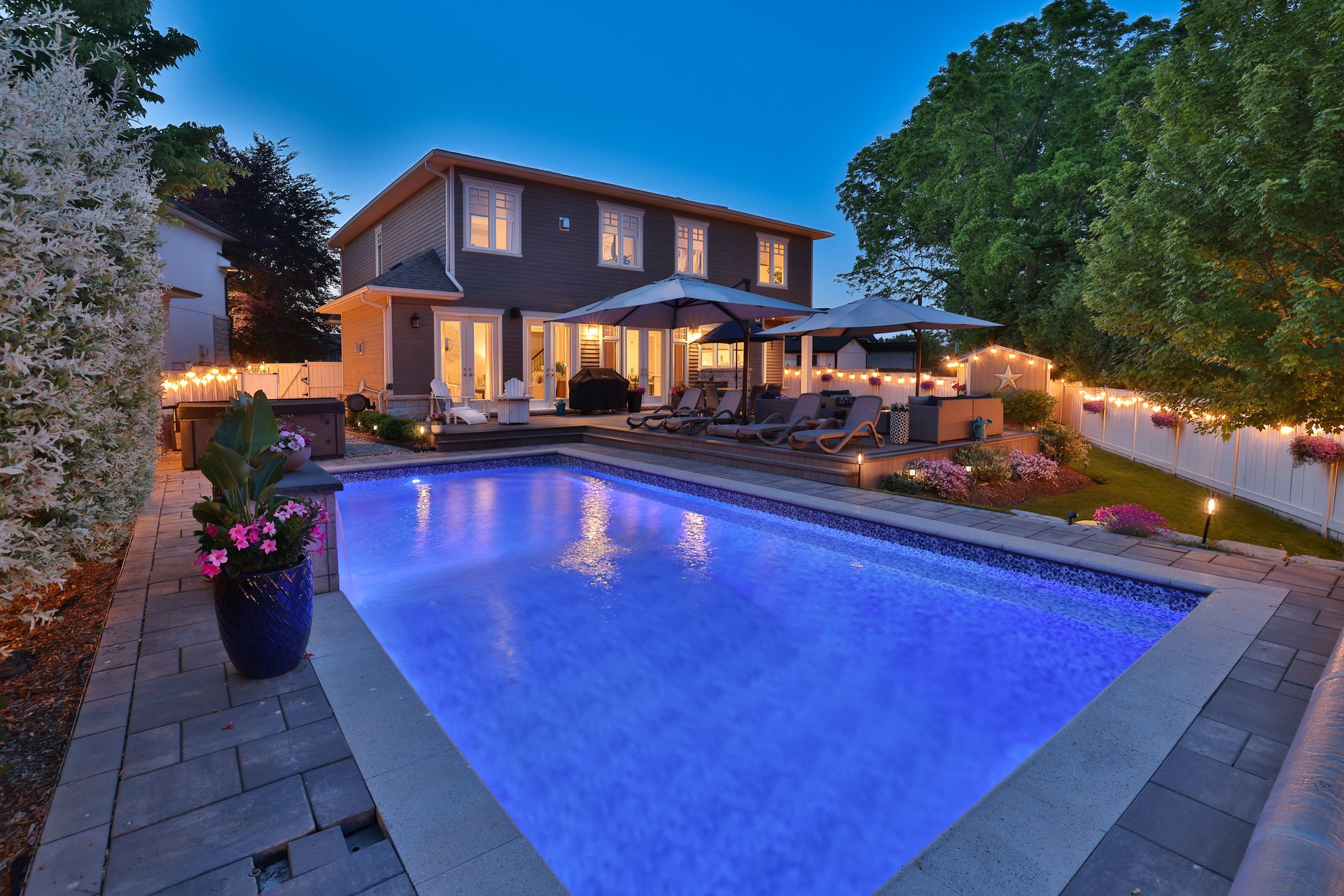 408 Saville Crescent, Oakville