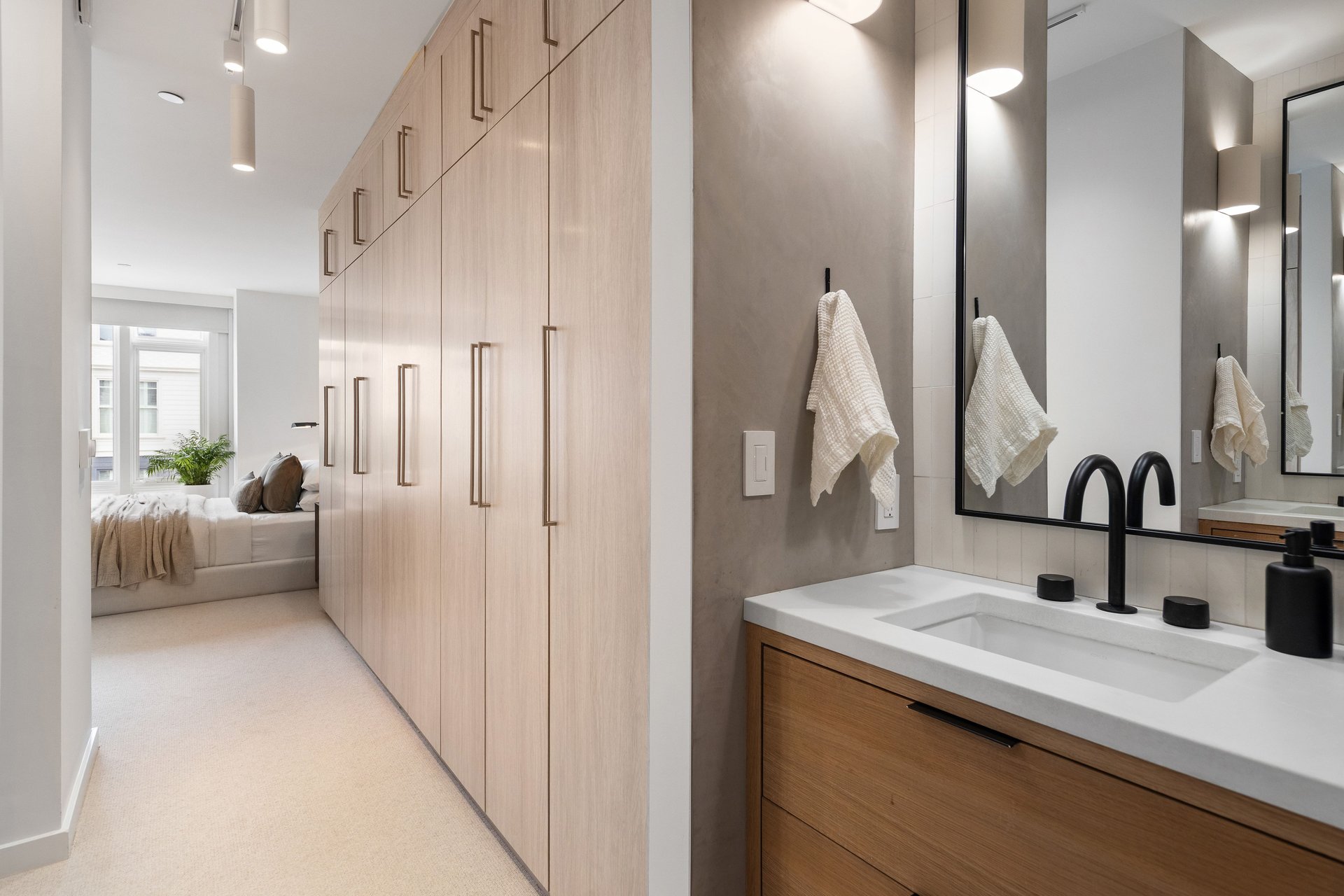 Modern Design and Panoramic Bay Views