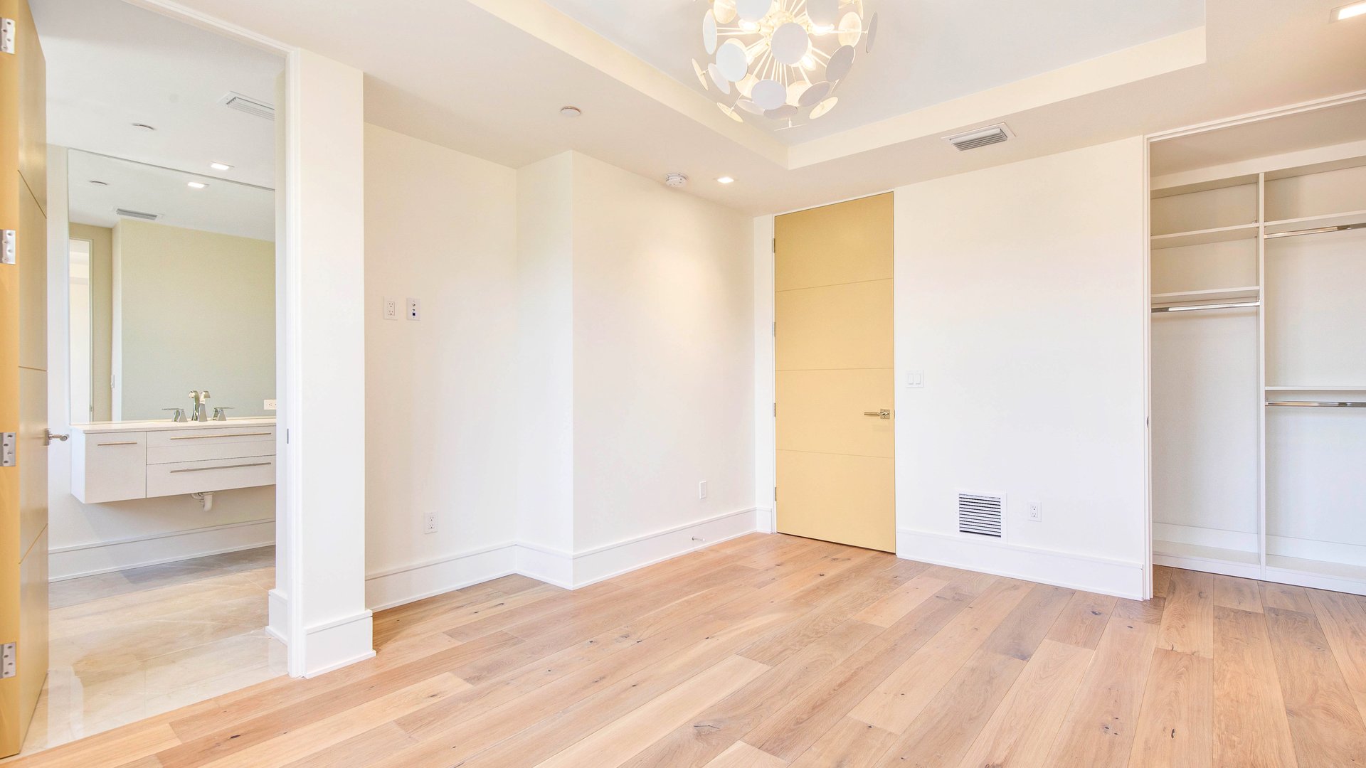 147 S Interlachen Ave Unit 301