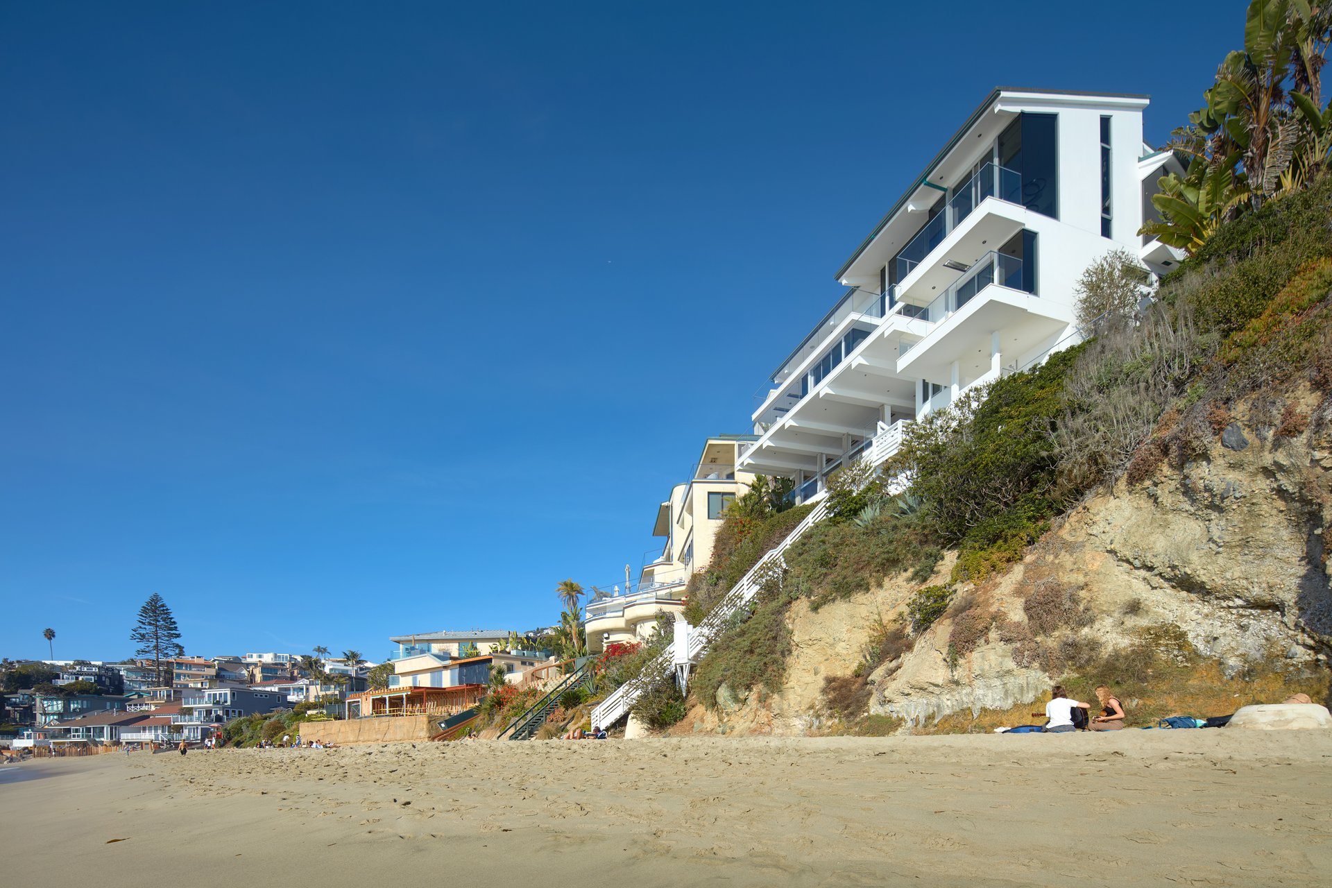 14 Lagunita Drive