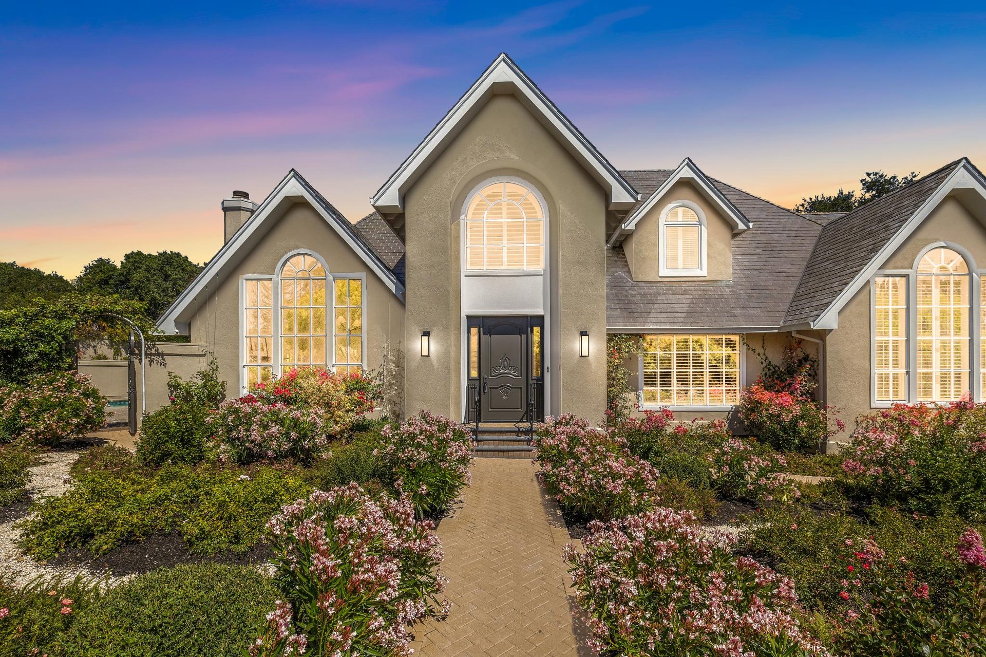 82 McNear Dr