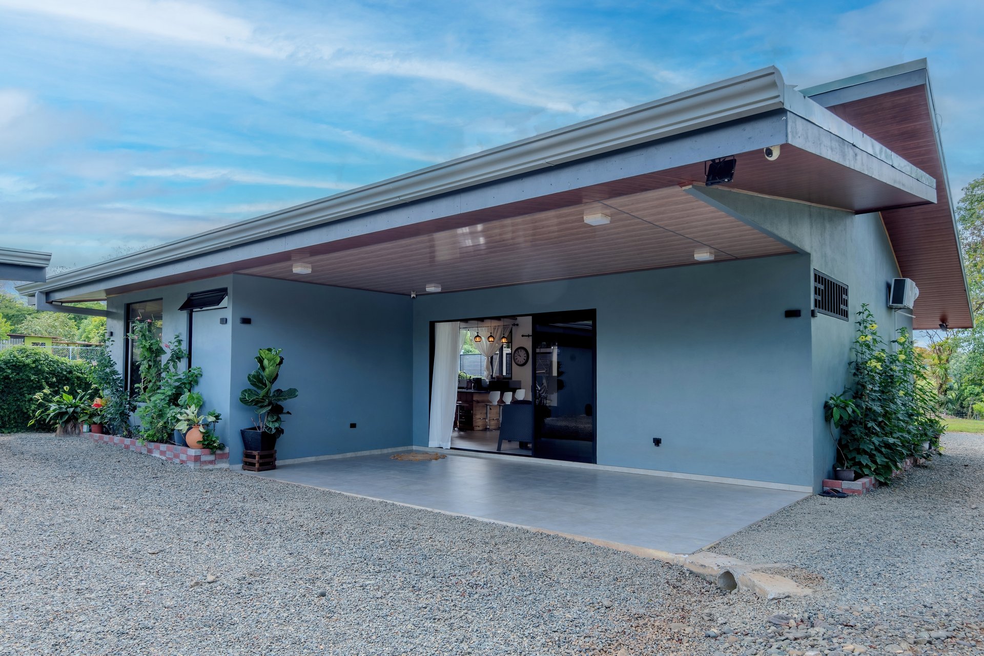 Brand-New Mountain View Home with Pool and Expansion Potential in Villa Nueva, Quepos
