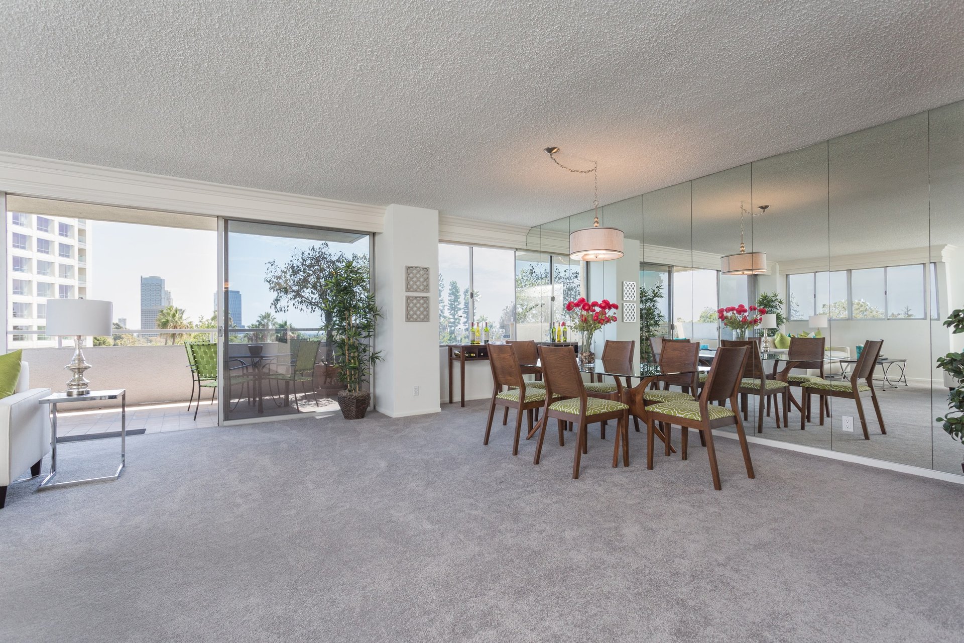 The Comstock #5B, Wilshire Corridor