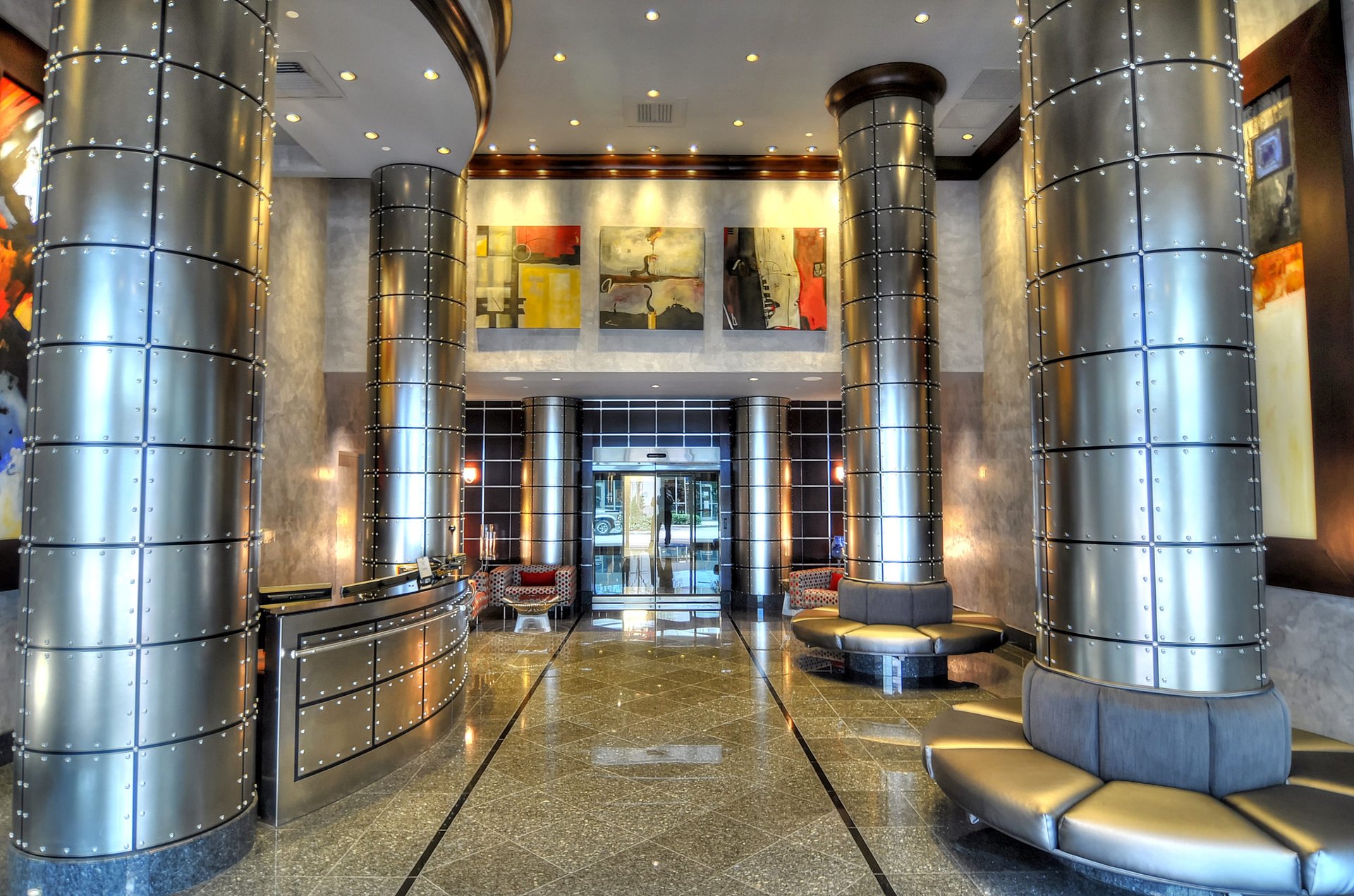 350 Las Olas Place 2820