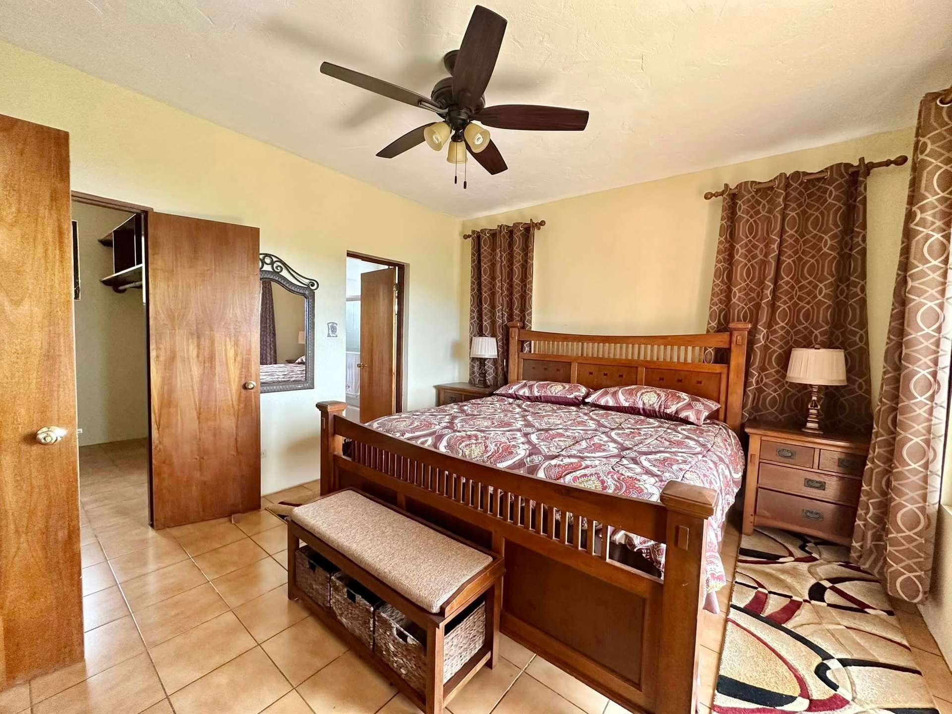 838 Joe's Hill 2 Bedroom Apartment