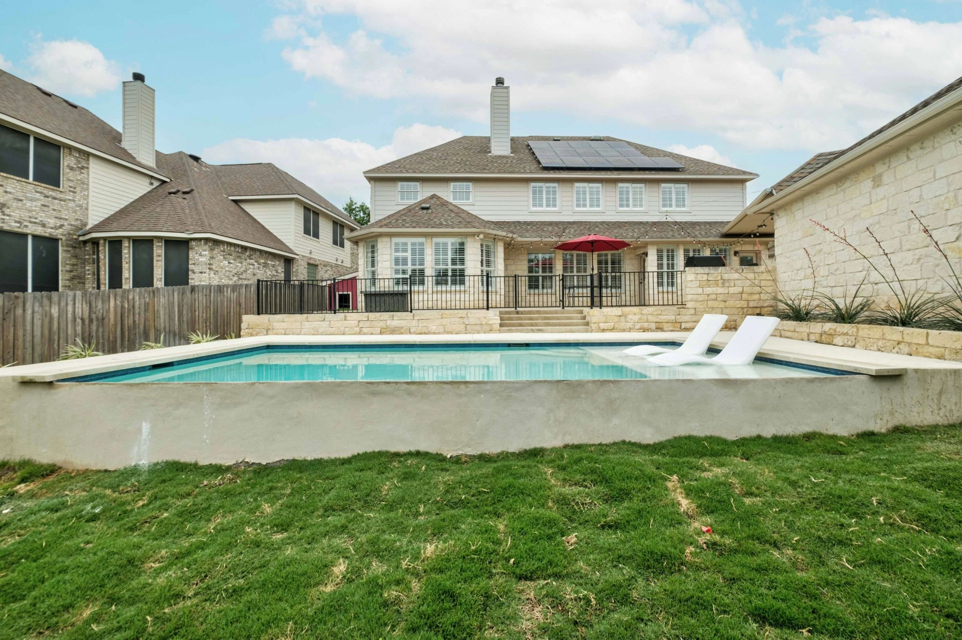 12305 Carlsbad Drive