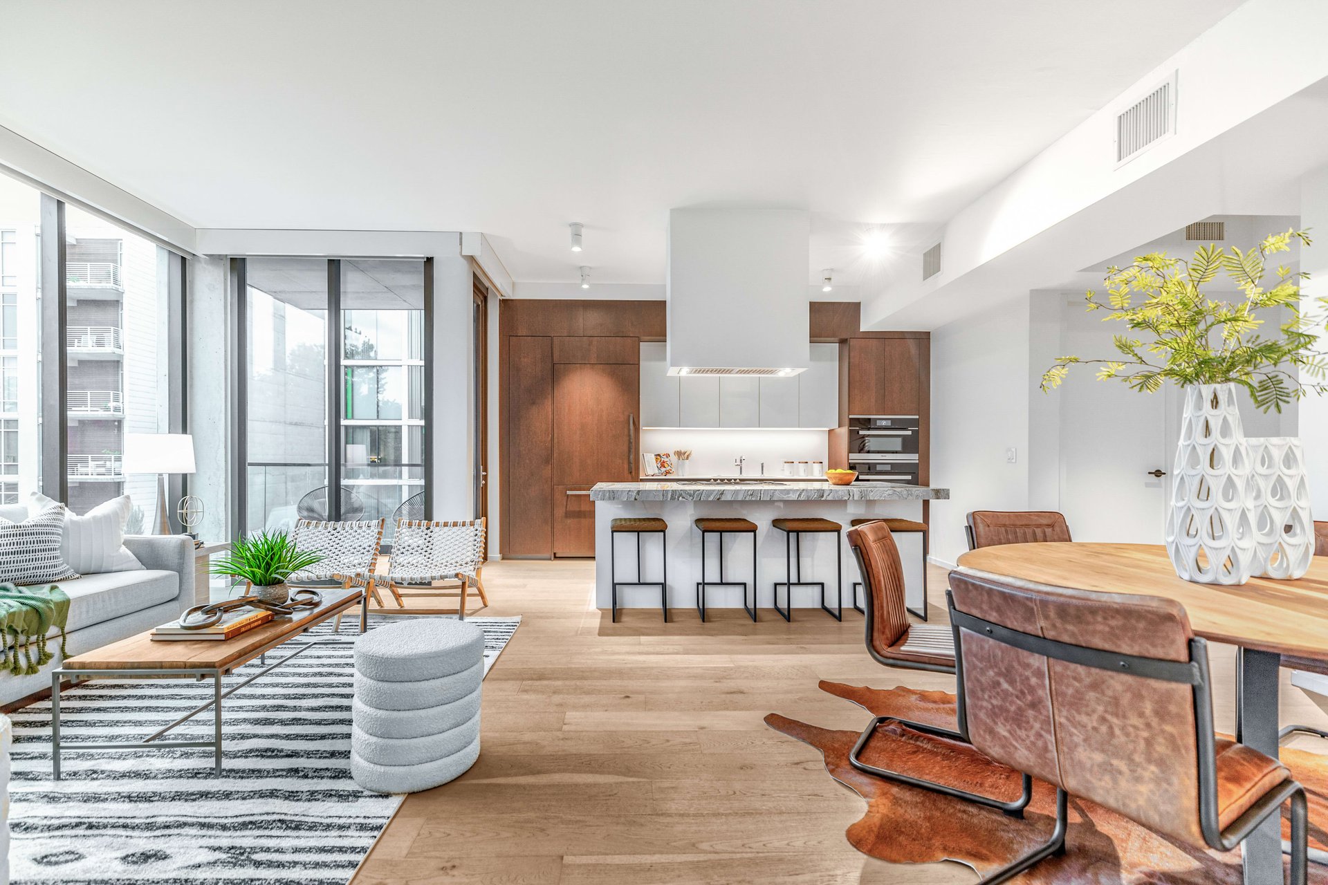 1211 W. Riverside Drive #3D