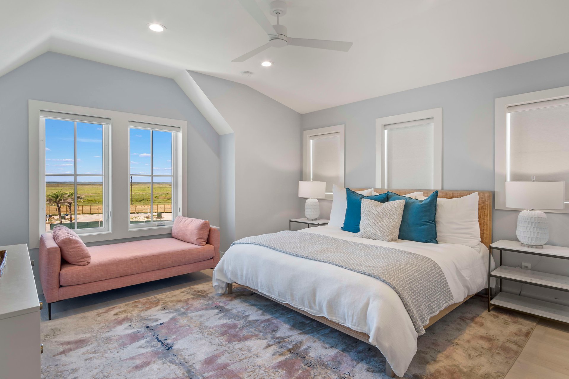 104 Neighborly Way, Port Aransas, TX 78373