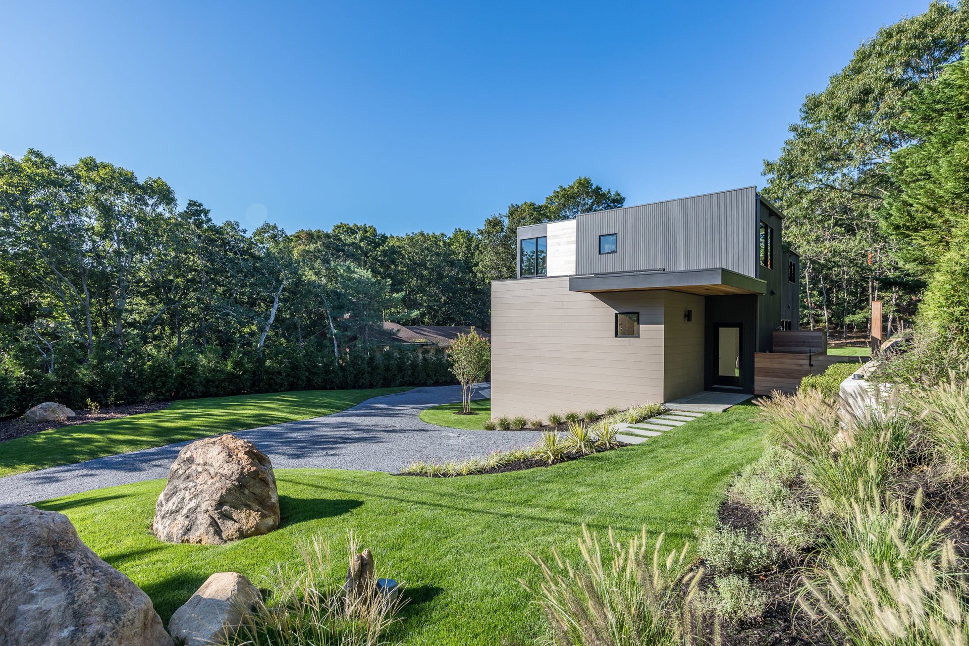 19 Peters Path