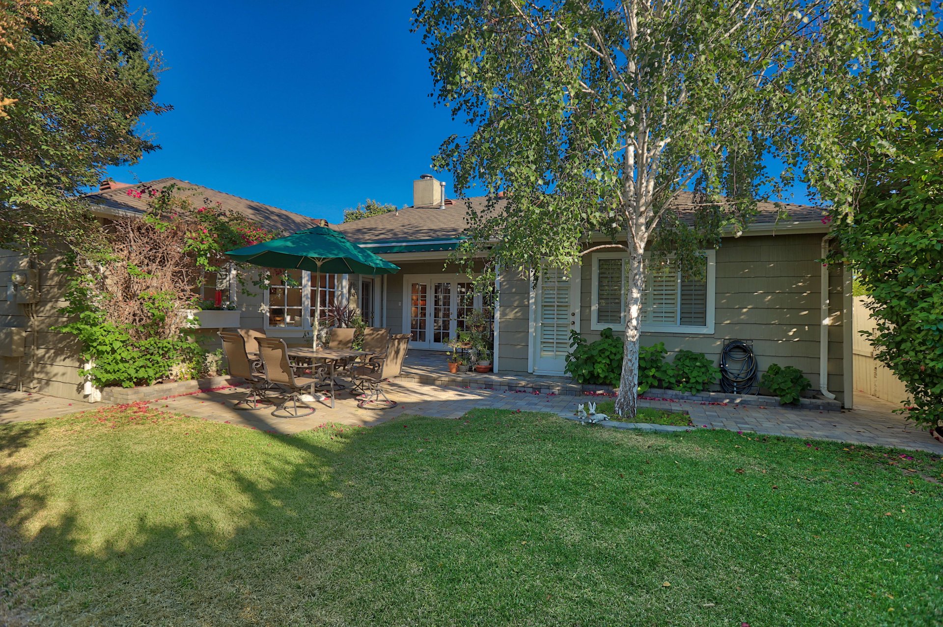 1659 Santa Rosa Ave.