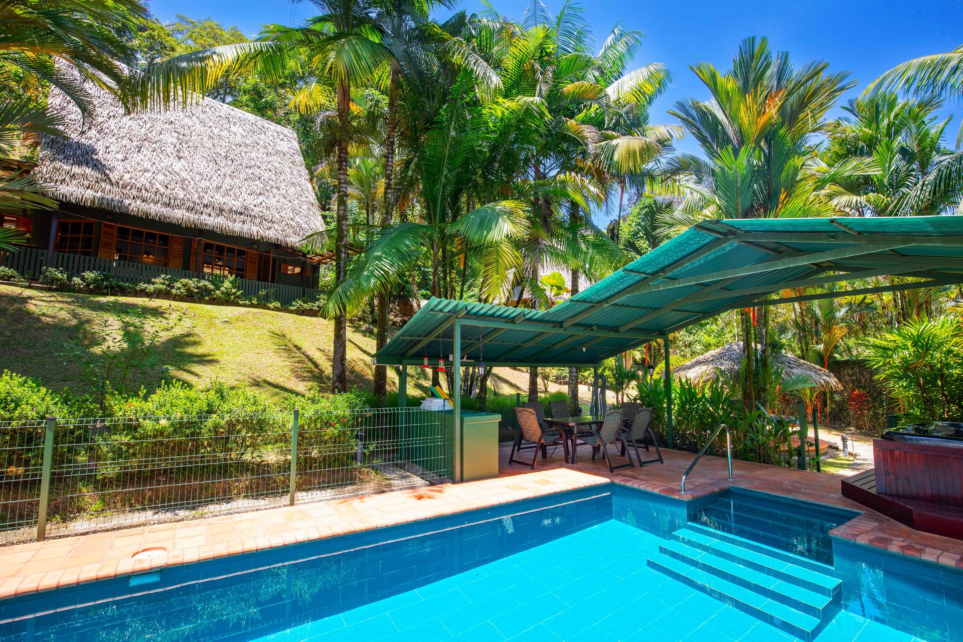 A MONEY MAKER! Location, home, guest cabins, with a SUCCE$$FUL exclusive distribution agency!