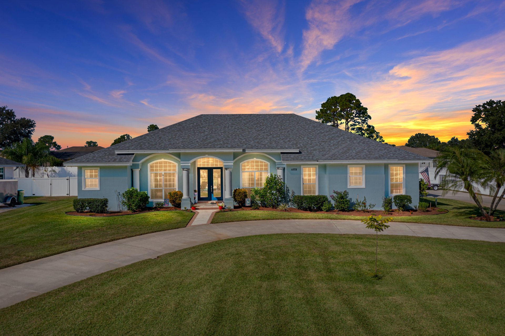 1075 W LAKE HAMILTON DRIVE