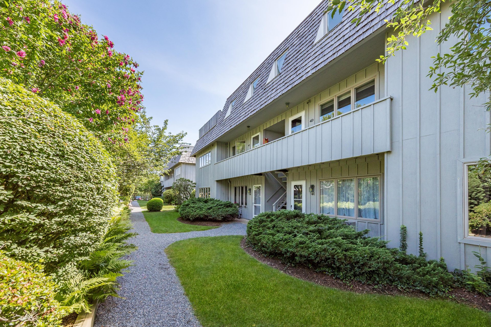 18 Bridge Street 4D