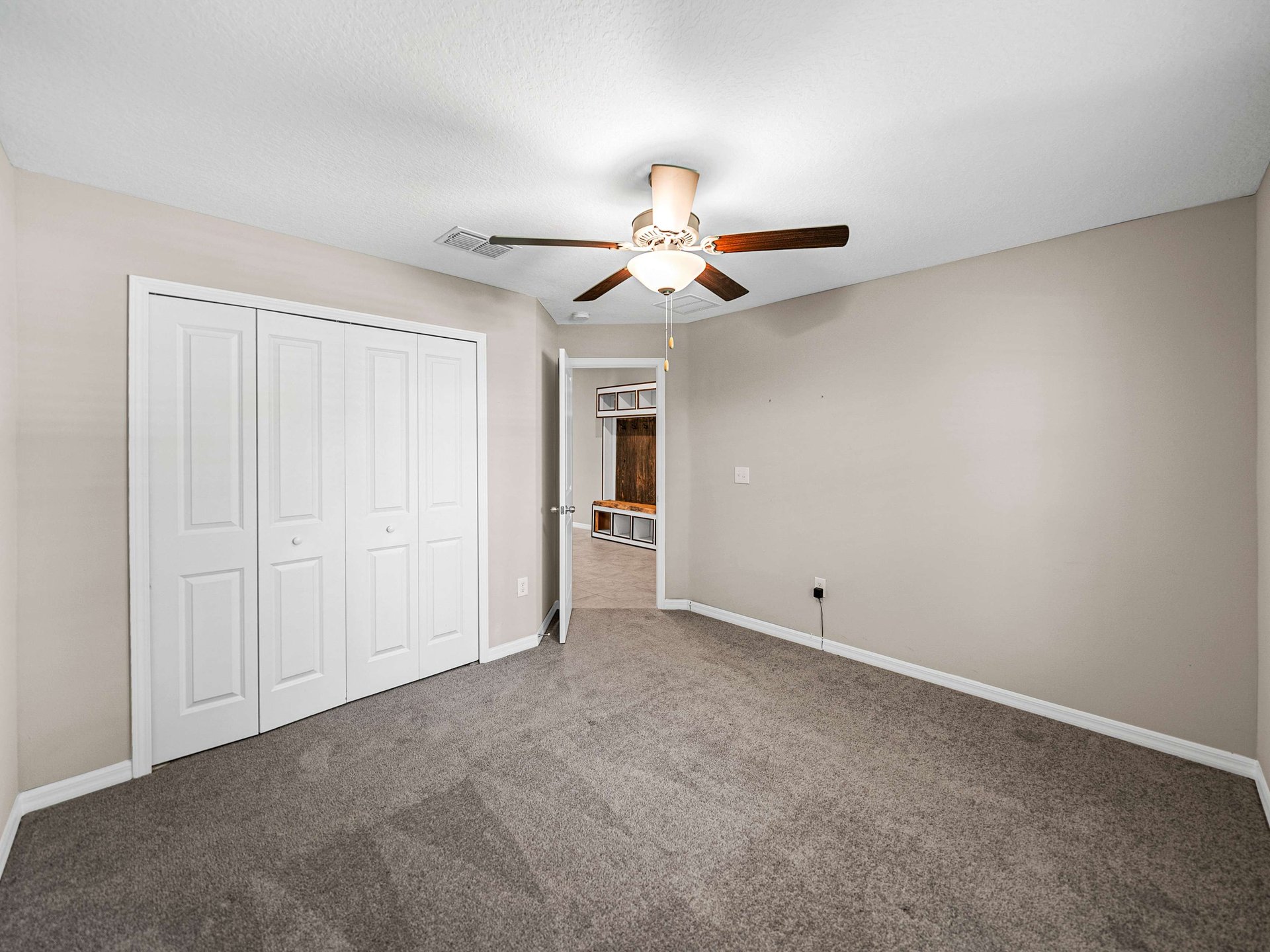 5474 LESLIE CANYON DR
