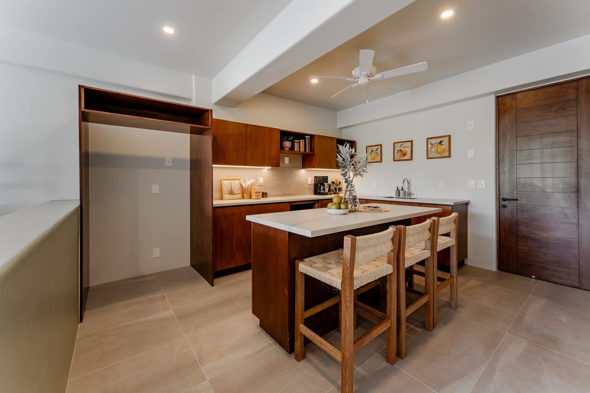 1 bedroom, Condo, Solana