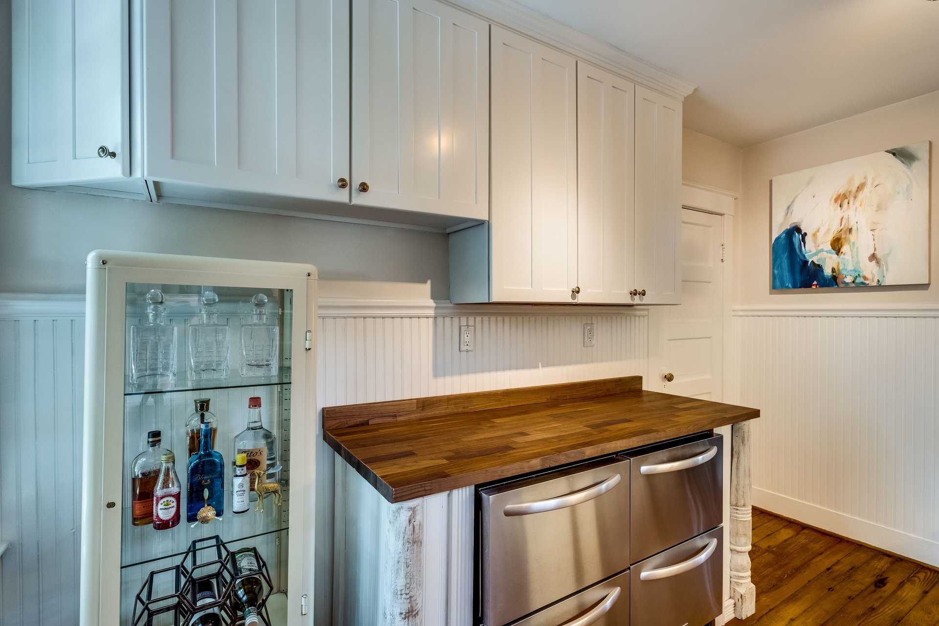 23 E Walnut Street