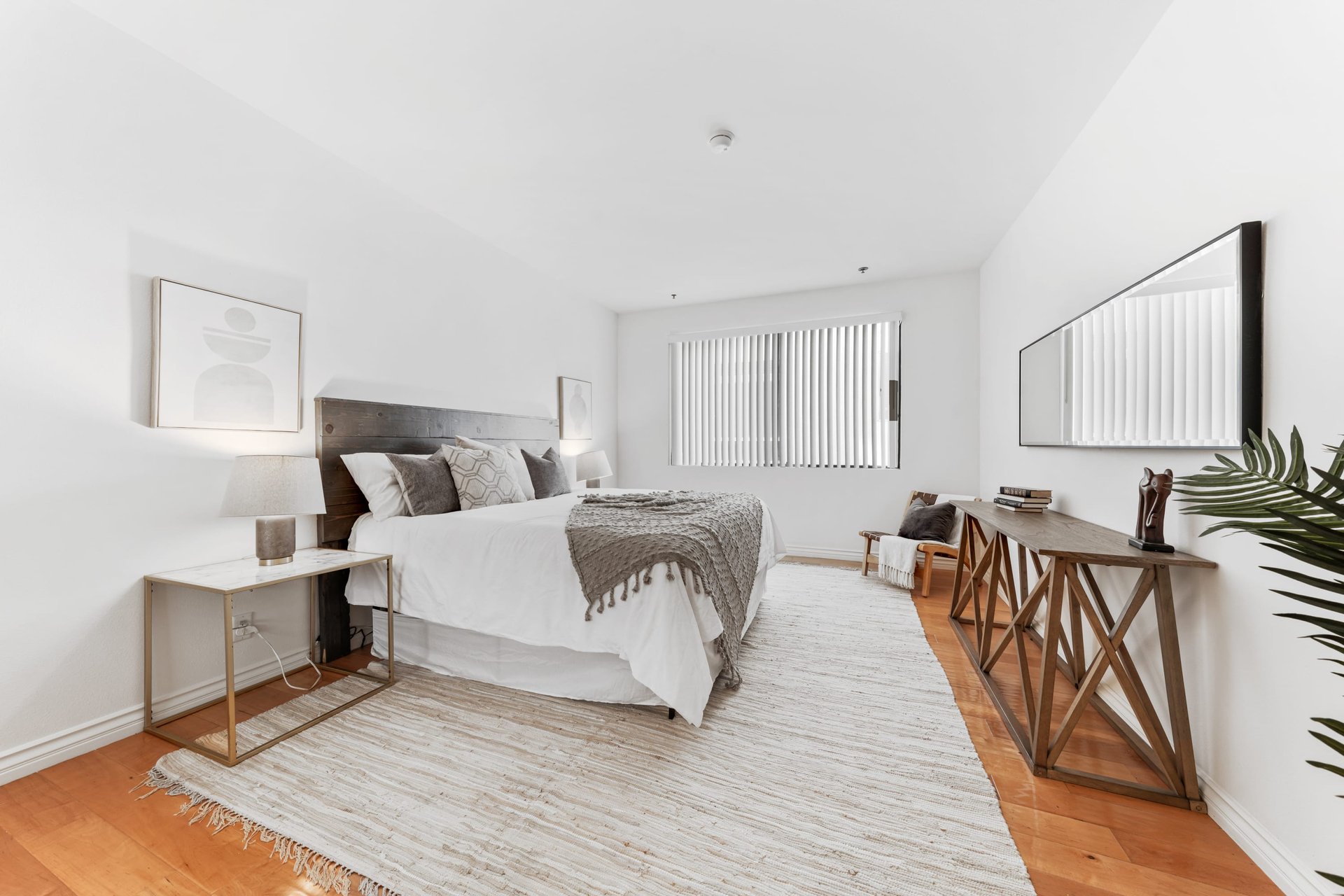 1663 Veteran Ave #101, Westwood