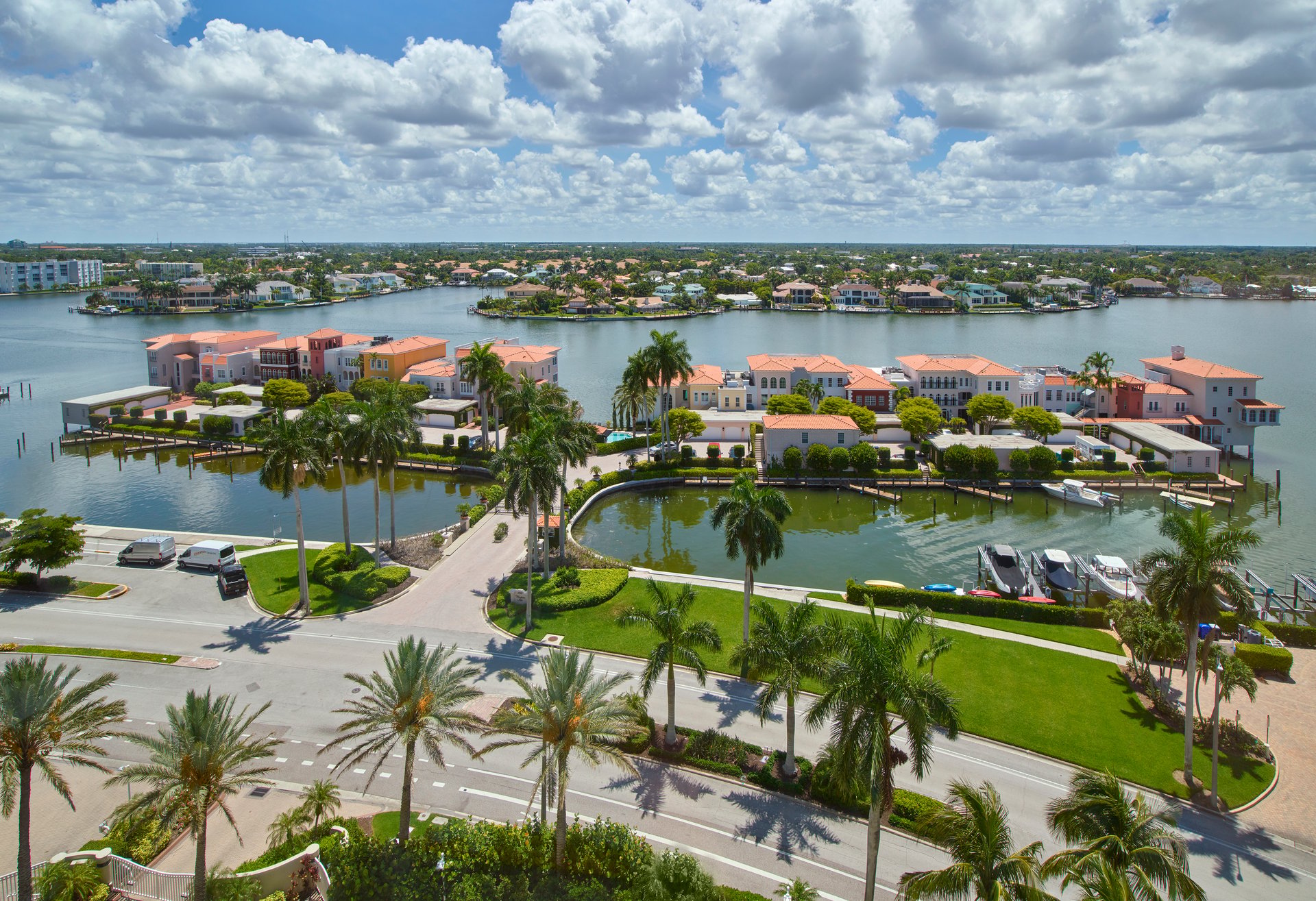 PARK SHORE