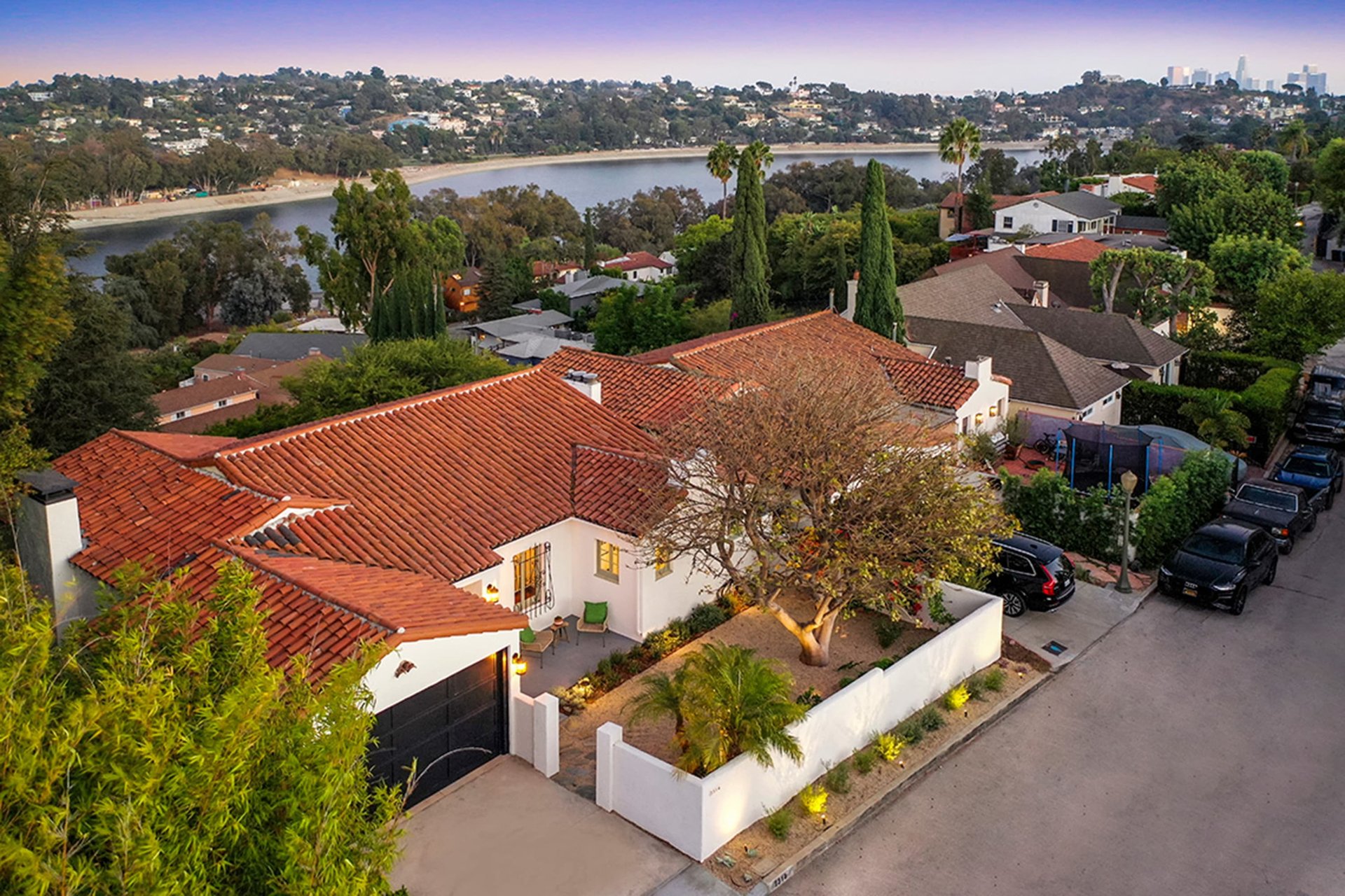  2314 Moreno Dr