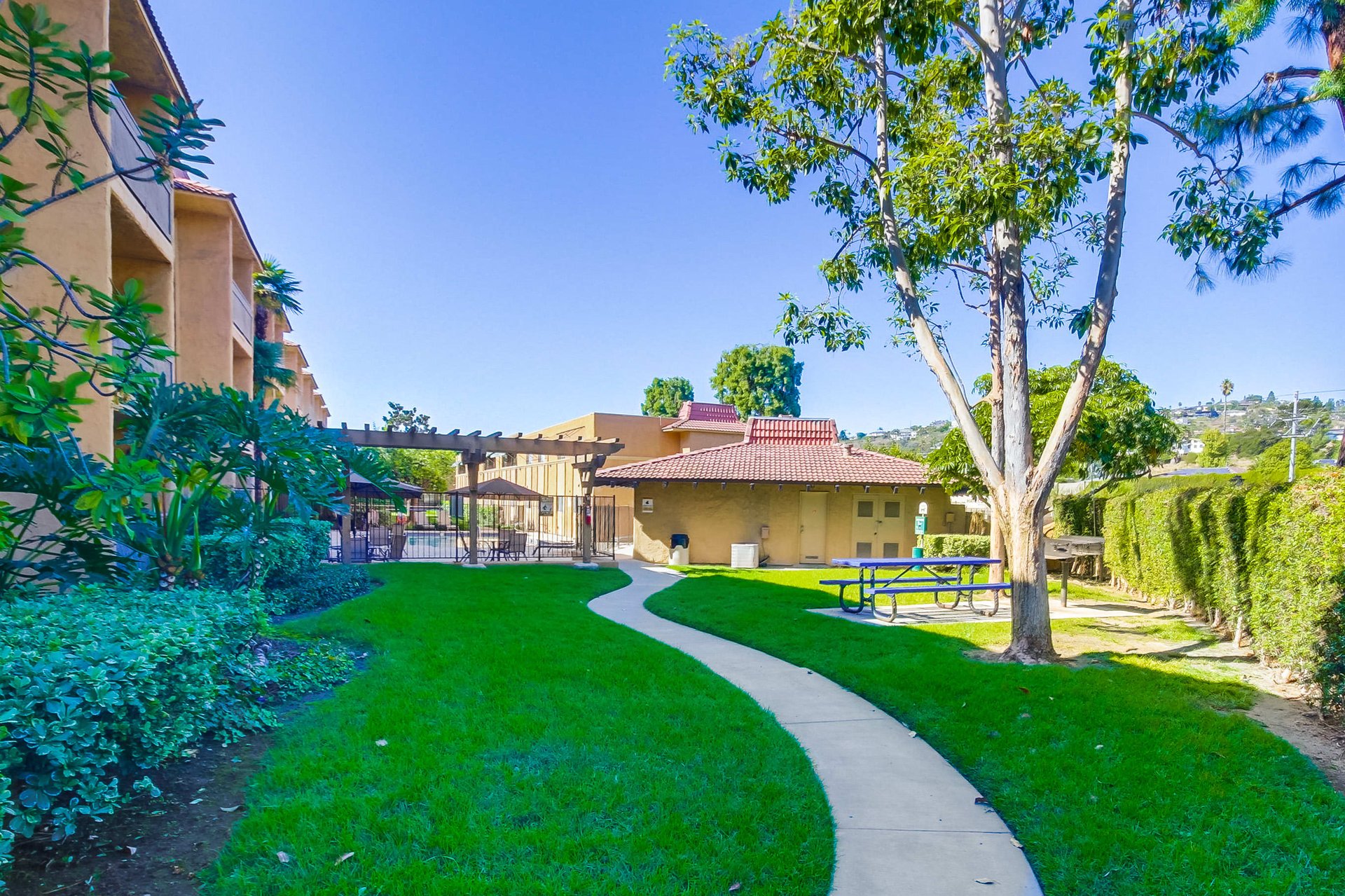 6955 Alvarado Rd #39