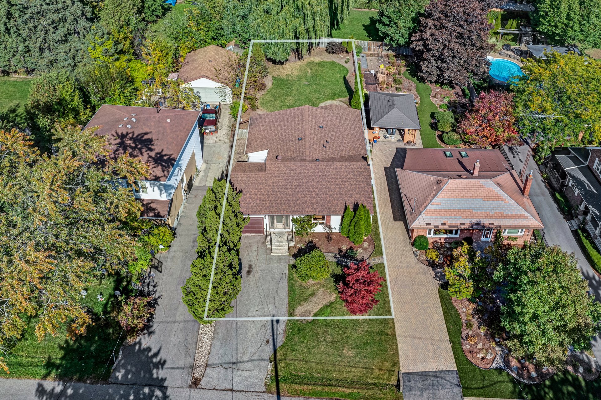 1265 Lakebreeze Dr