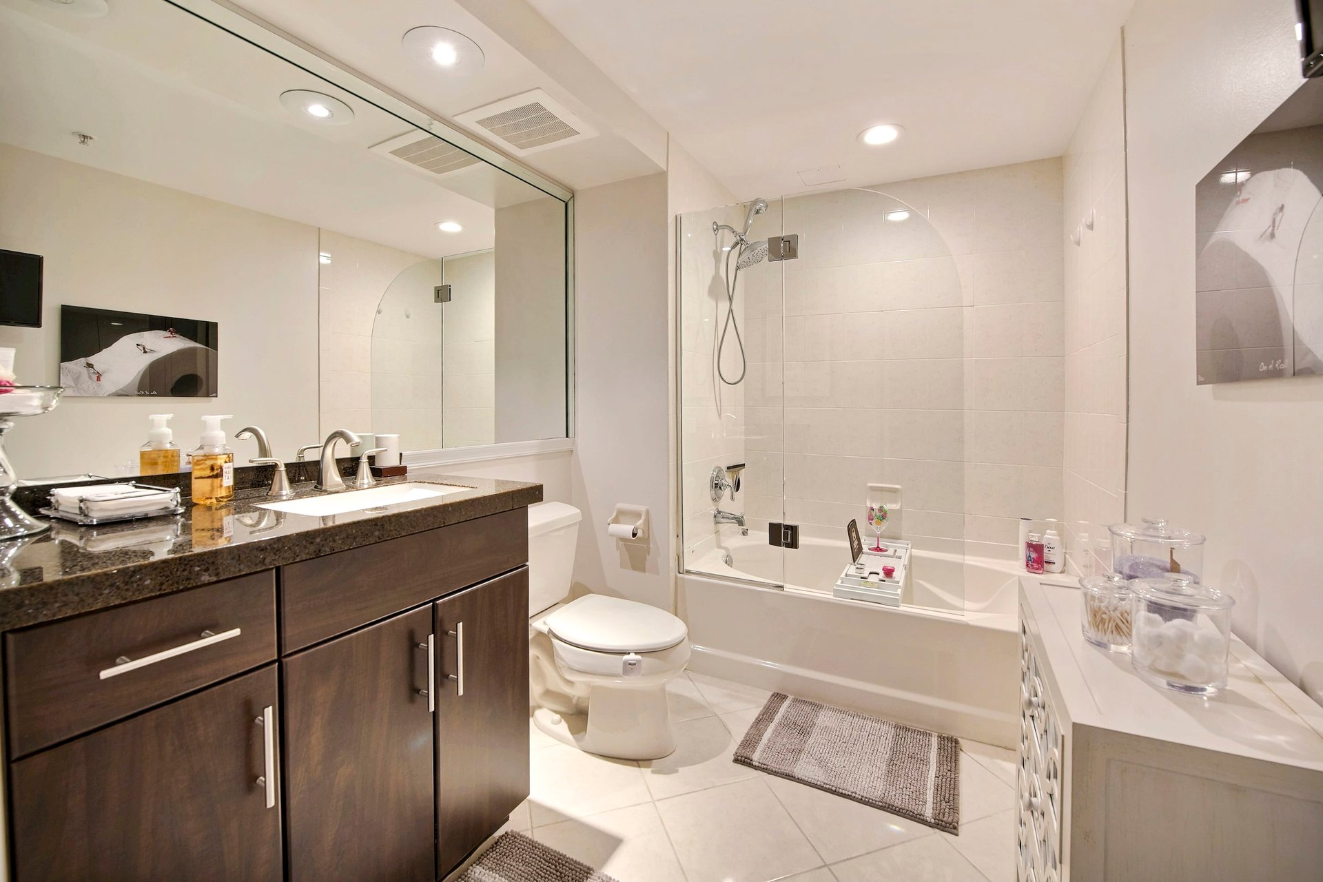 347 N New River Dr Unit: 2102