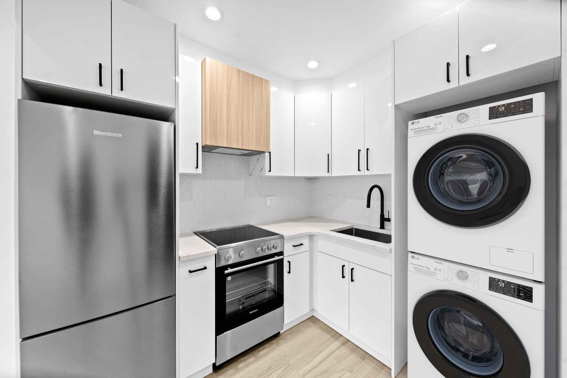 378 Kosciuszko St, Unit 1