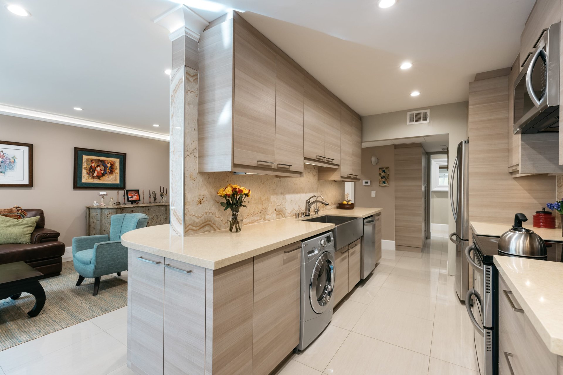 Rare Corner Unit at The Wilshire Barrington