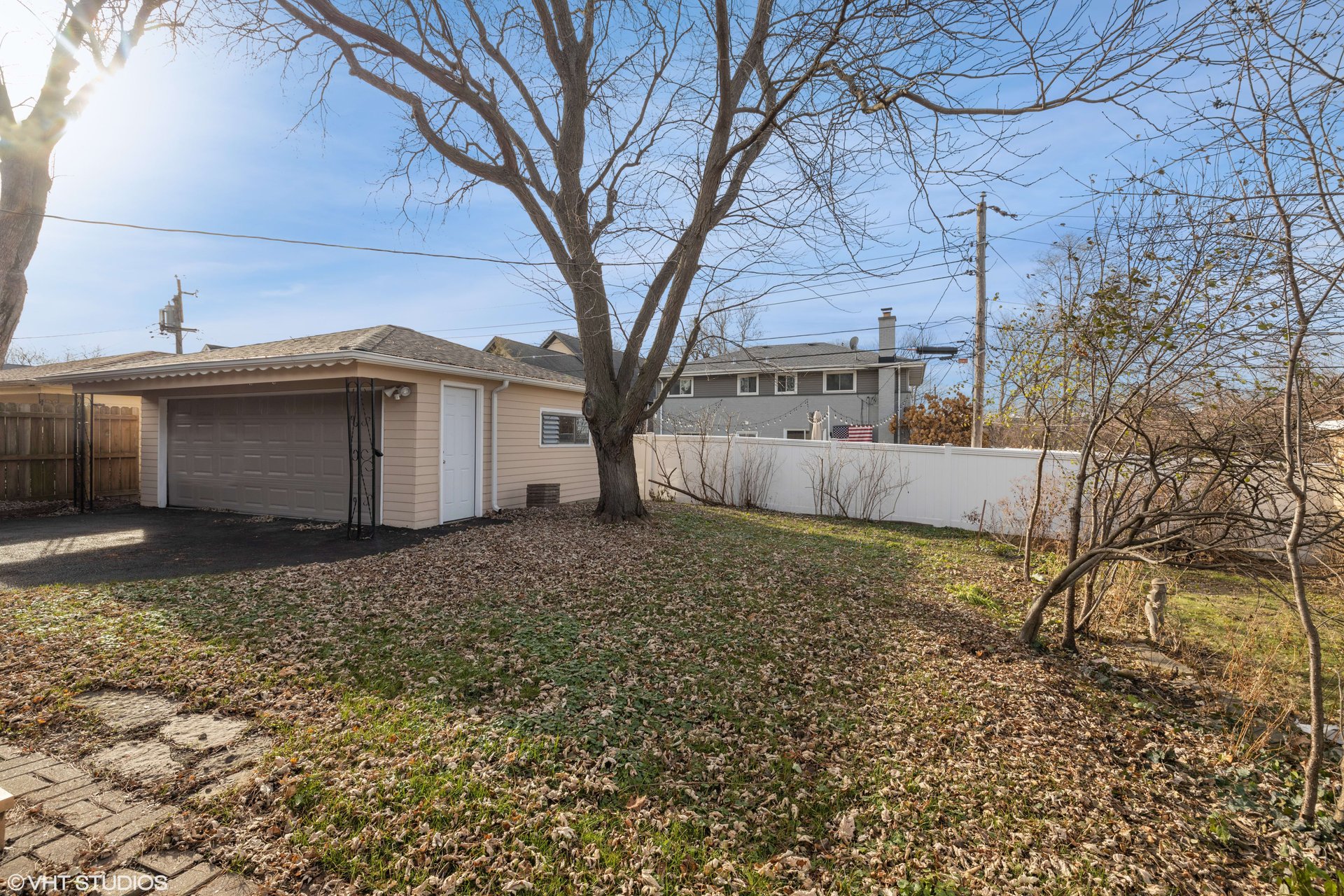 Private Address Ave, Western Springs, IL 60558