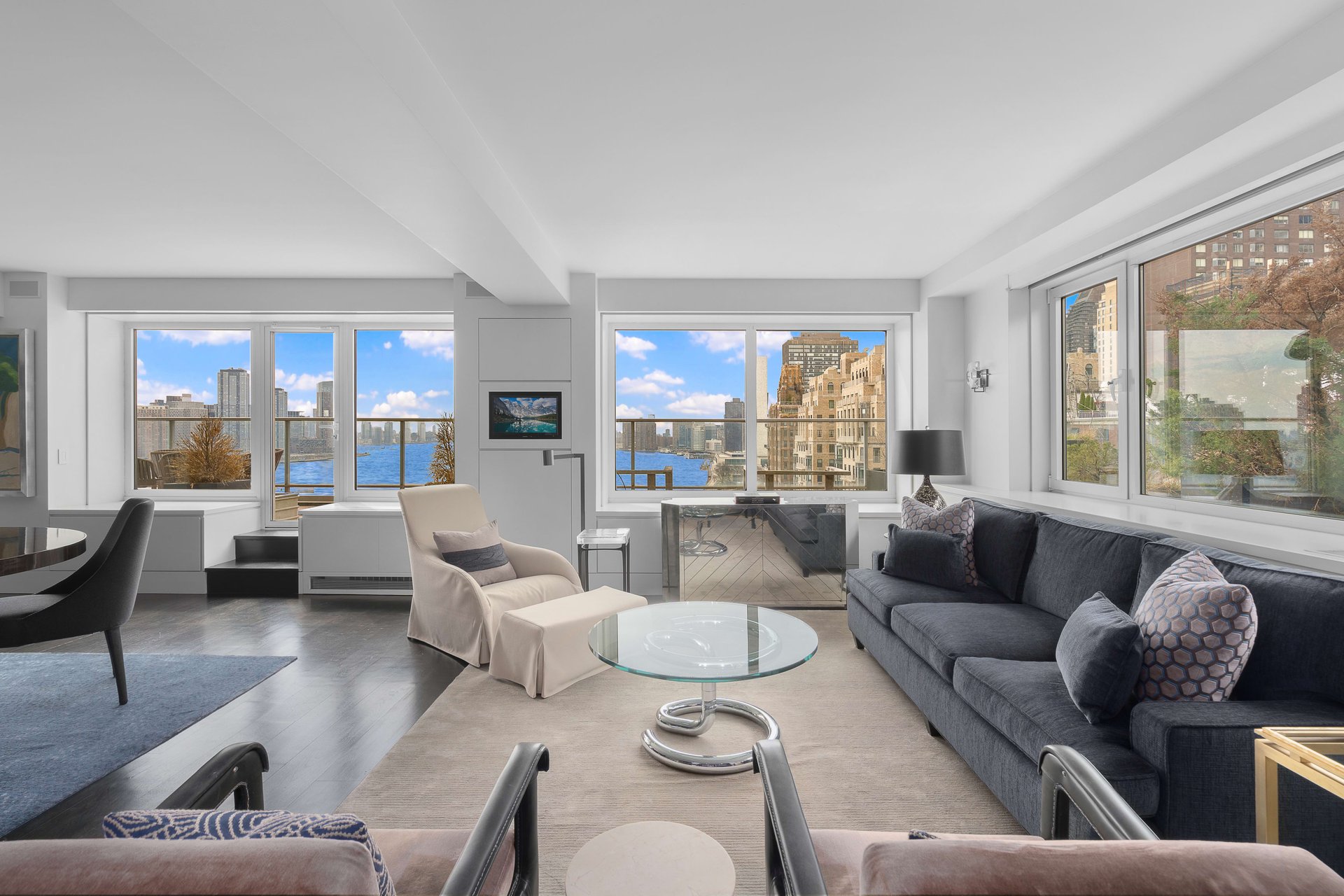 45 Sutton Place South