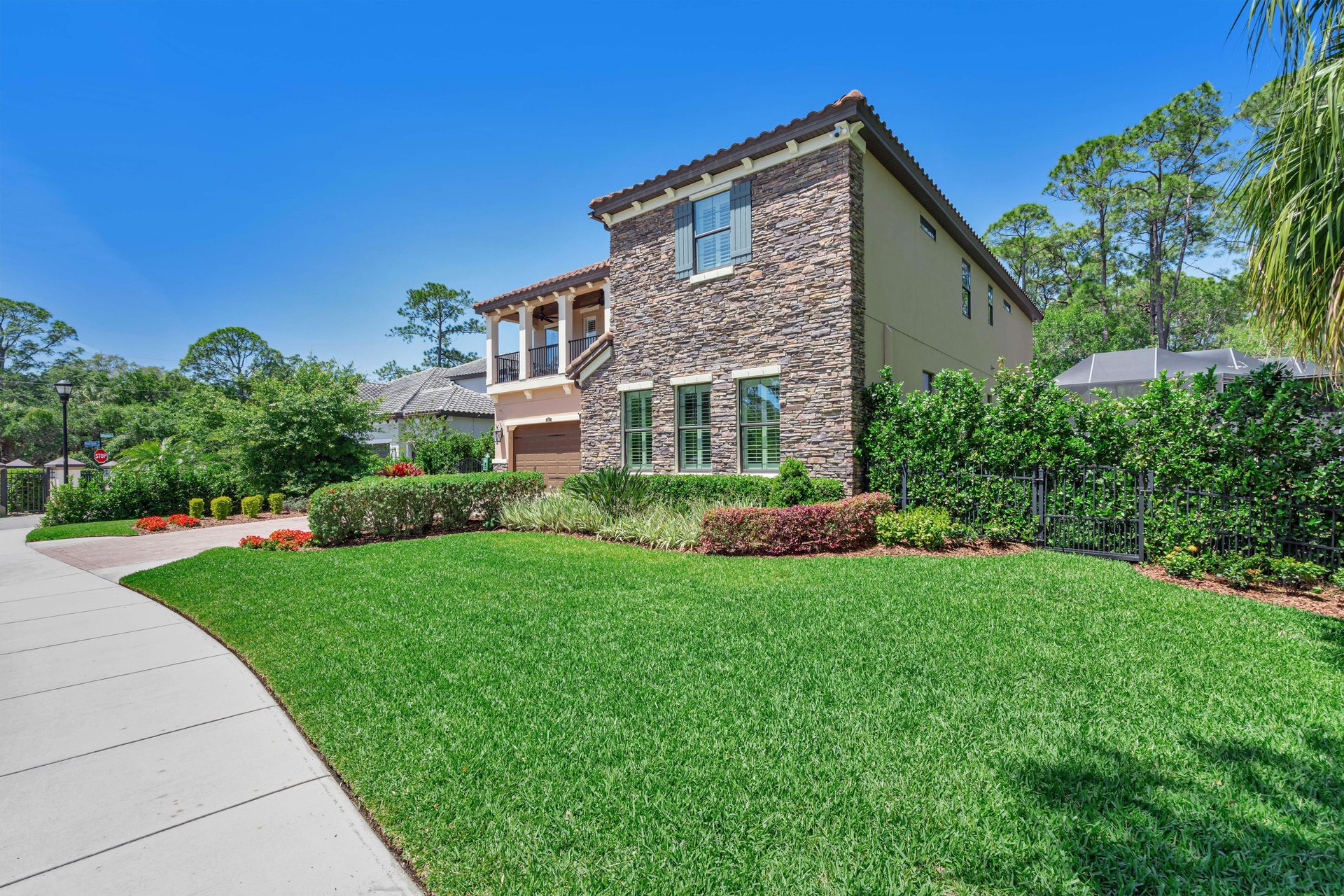 7877 MARSH POINTE DR TAMPA