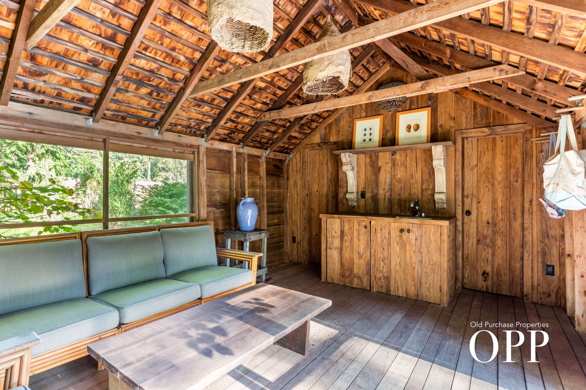 AN EXQUISITE CARRIAGE HOUSE