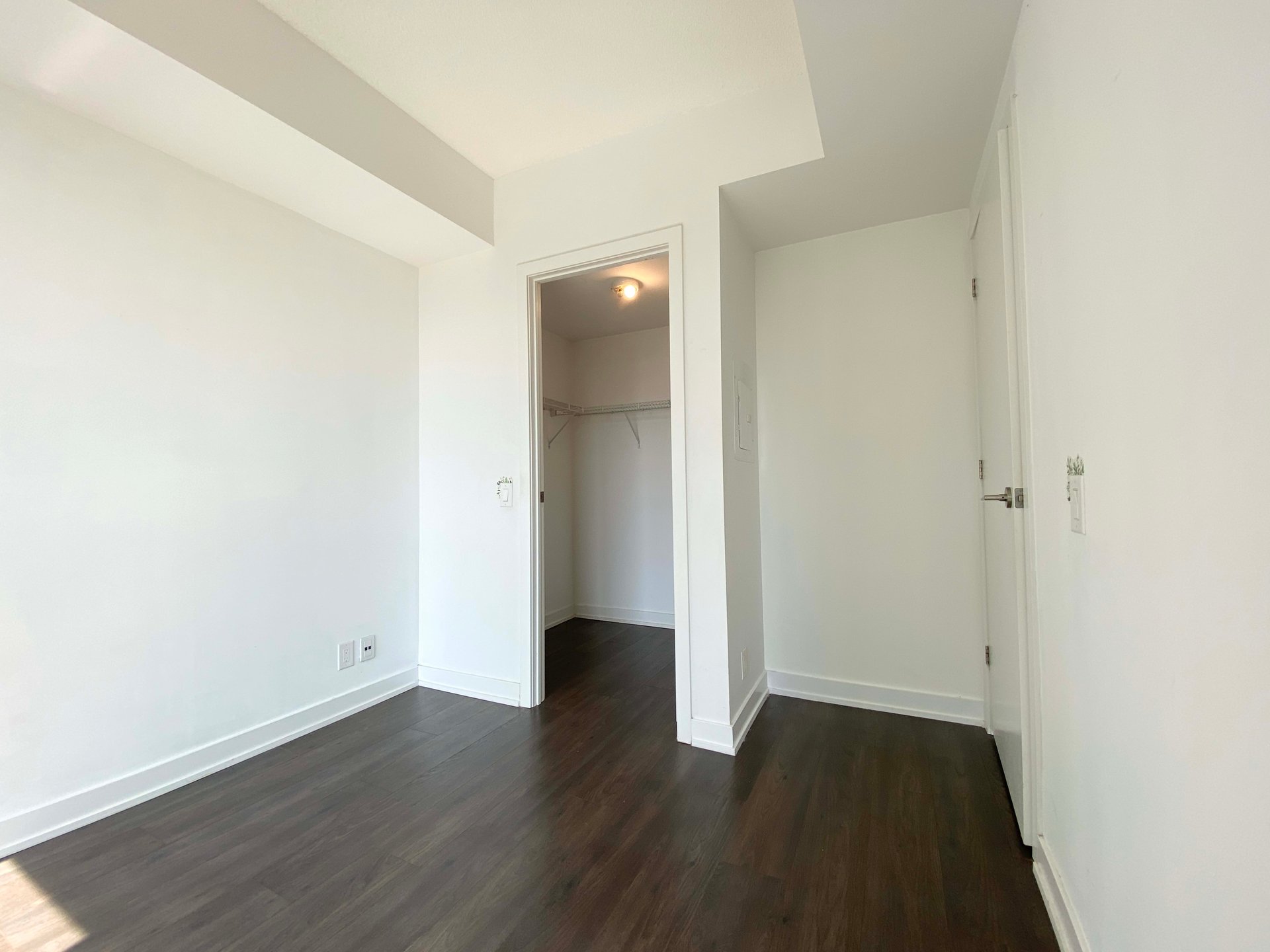 2200 Lake Shore Blvd W Unit: 903