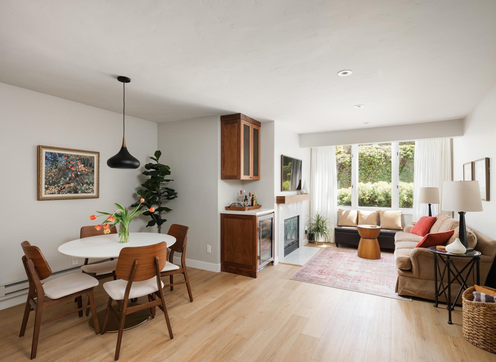 1562 Camino Del Mar #547