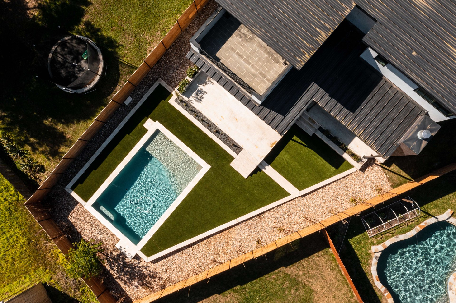 3501 Pinnacle