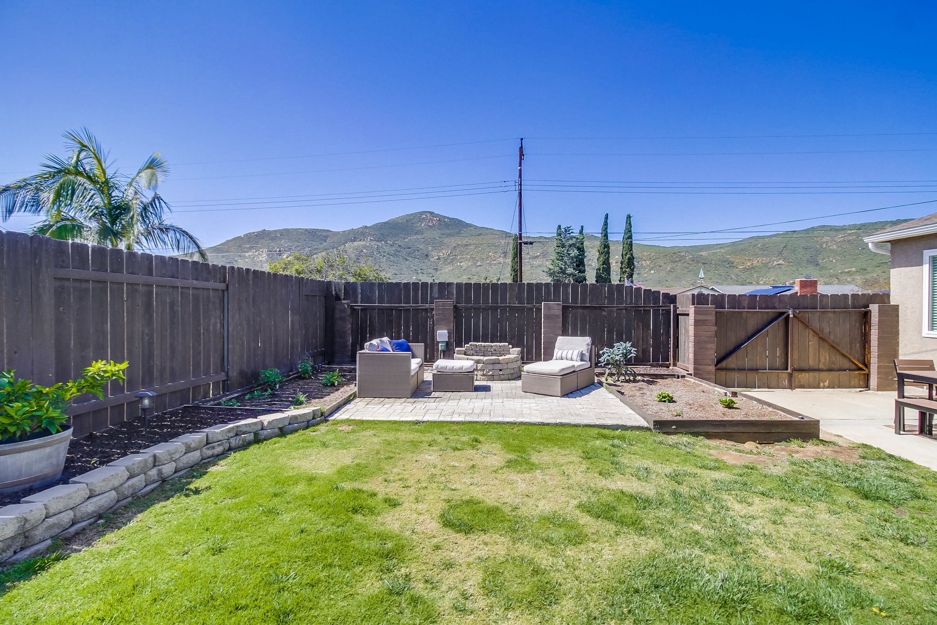 6798 Mineral Dr