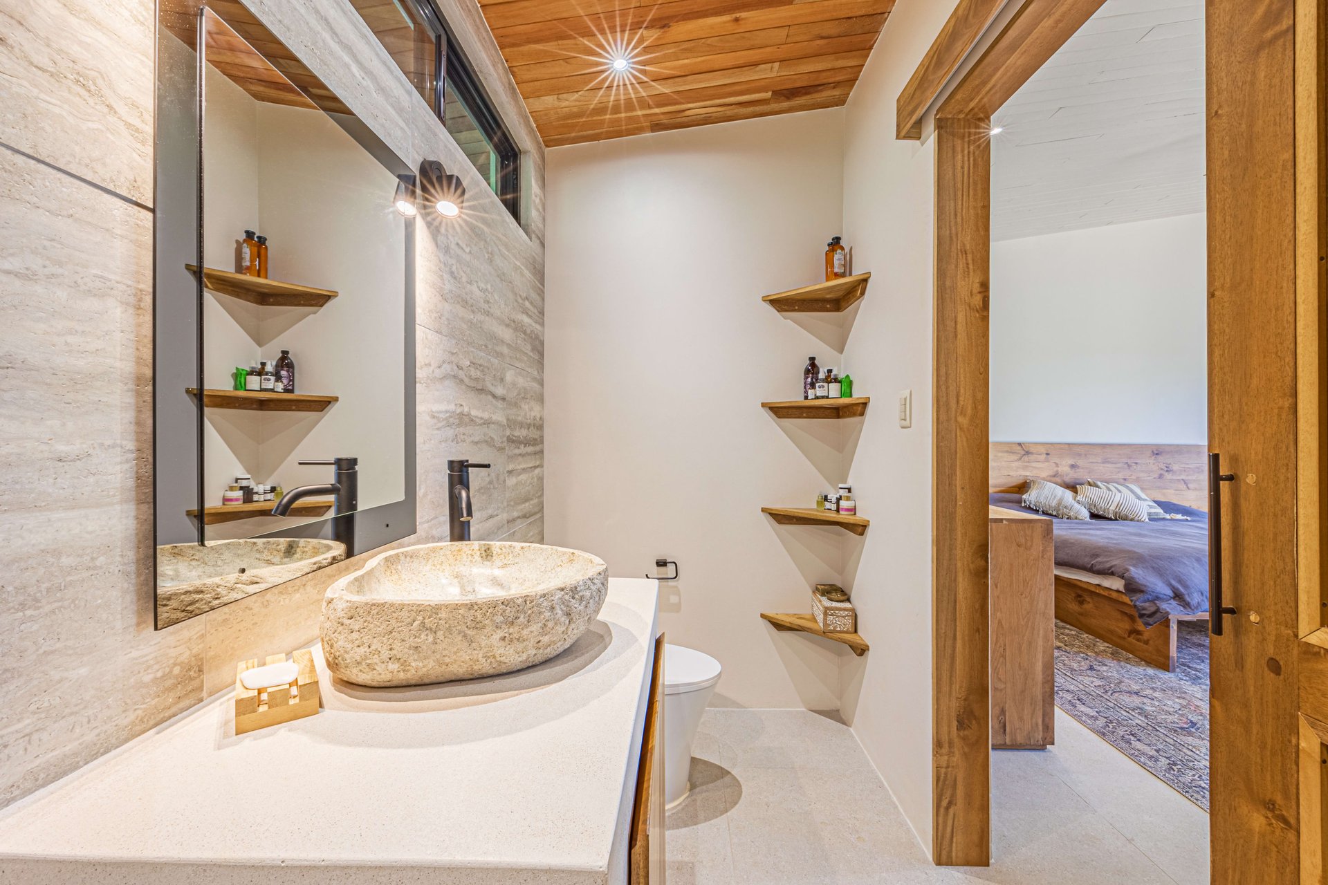 MOVE-IN READY OCEAN VIEW HOME IN CINCO VENTANAS WITH MAJESTIC RIVER ACCESS