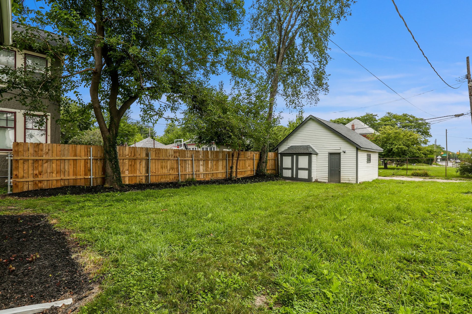 917 Edison Street
