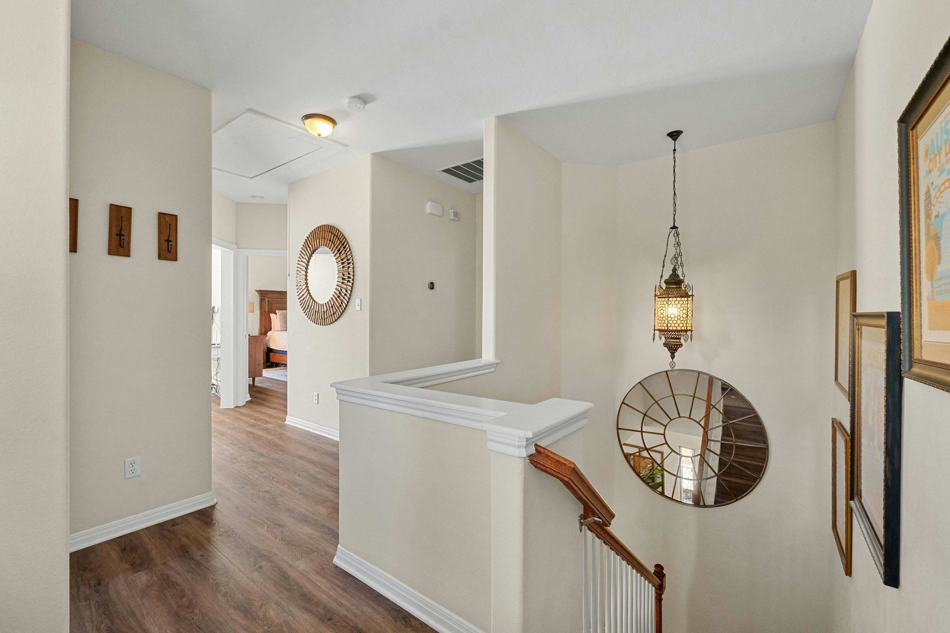Modern Crestview Two-story Home: Updated Primary Bath, New Roof – Investor Friendly!