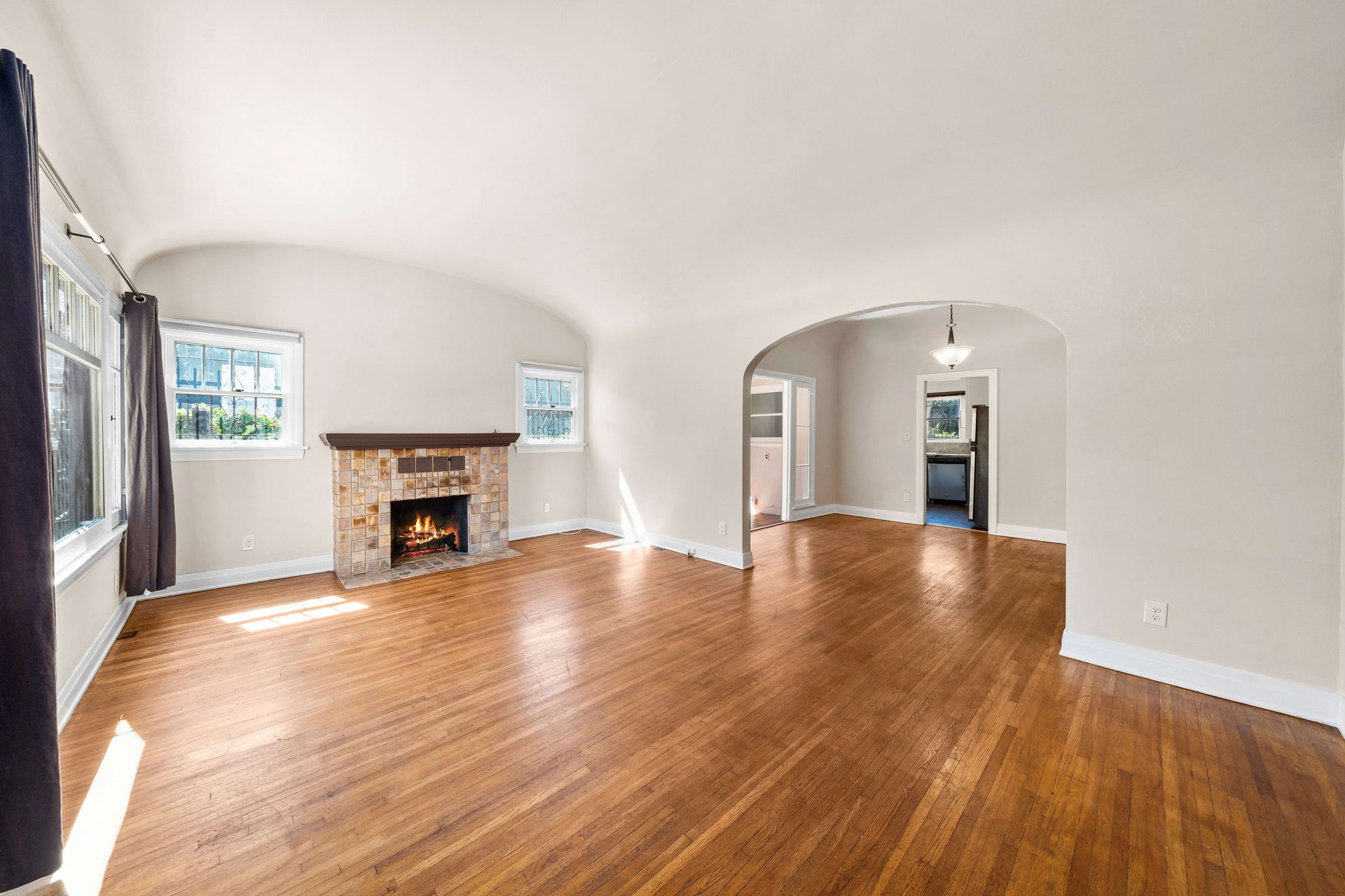 1175 Carmona Ave, Wilshire Vista