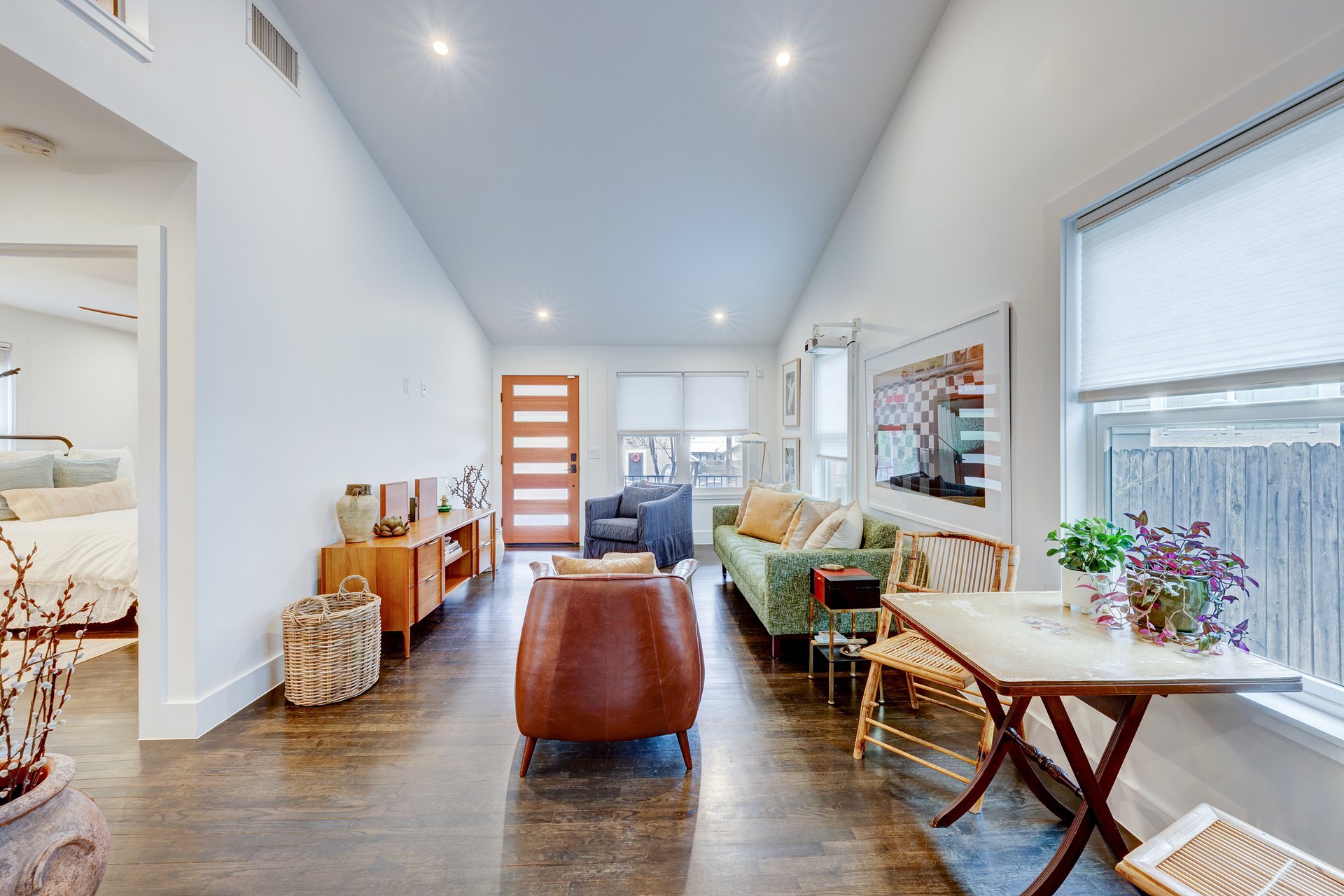 2306 Santa Maria St