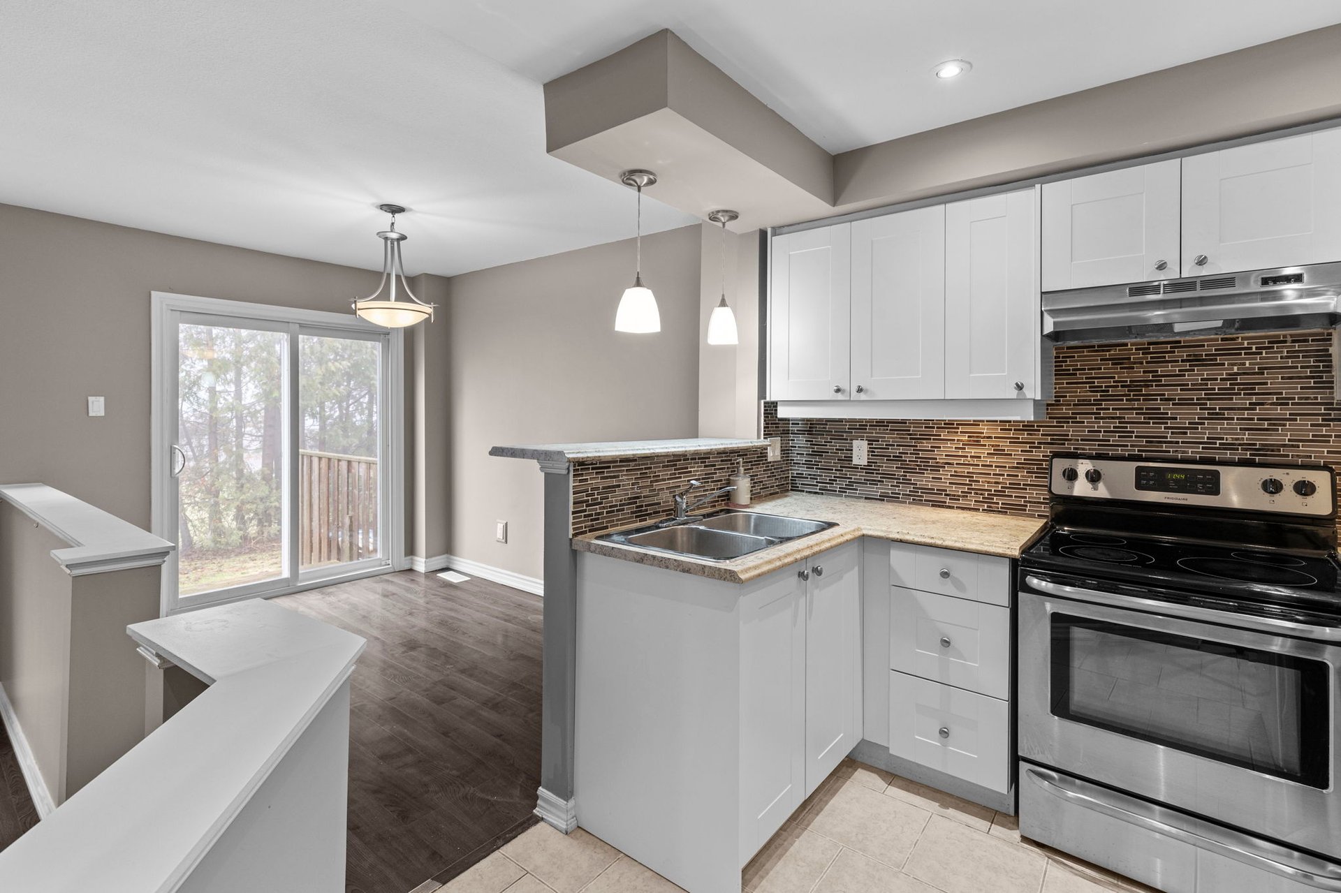 12-12 Lankin Boulevard, Orillia