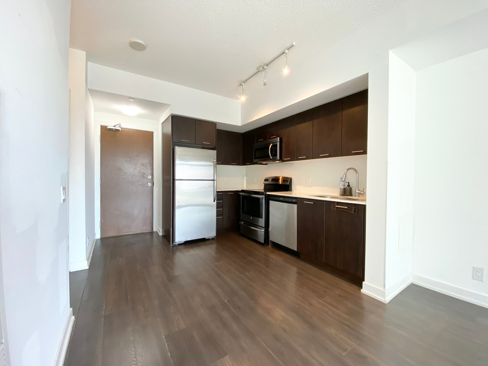 2200 Lake Shore Boulevard Unit: 903